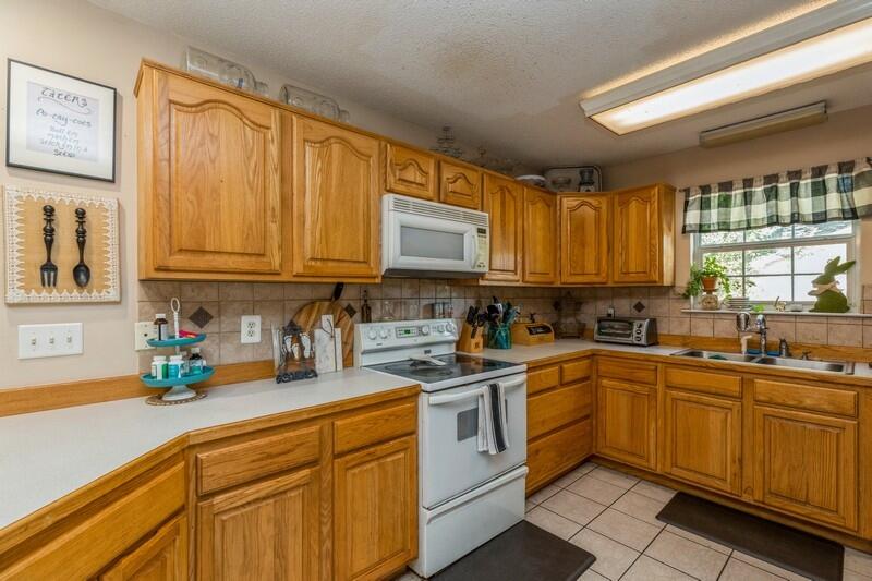 WINDING CREEK EST PH I - Residential