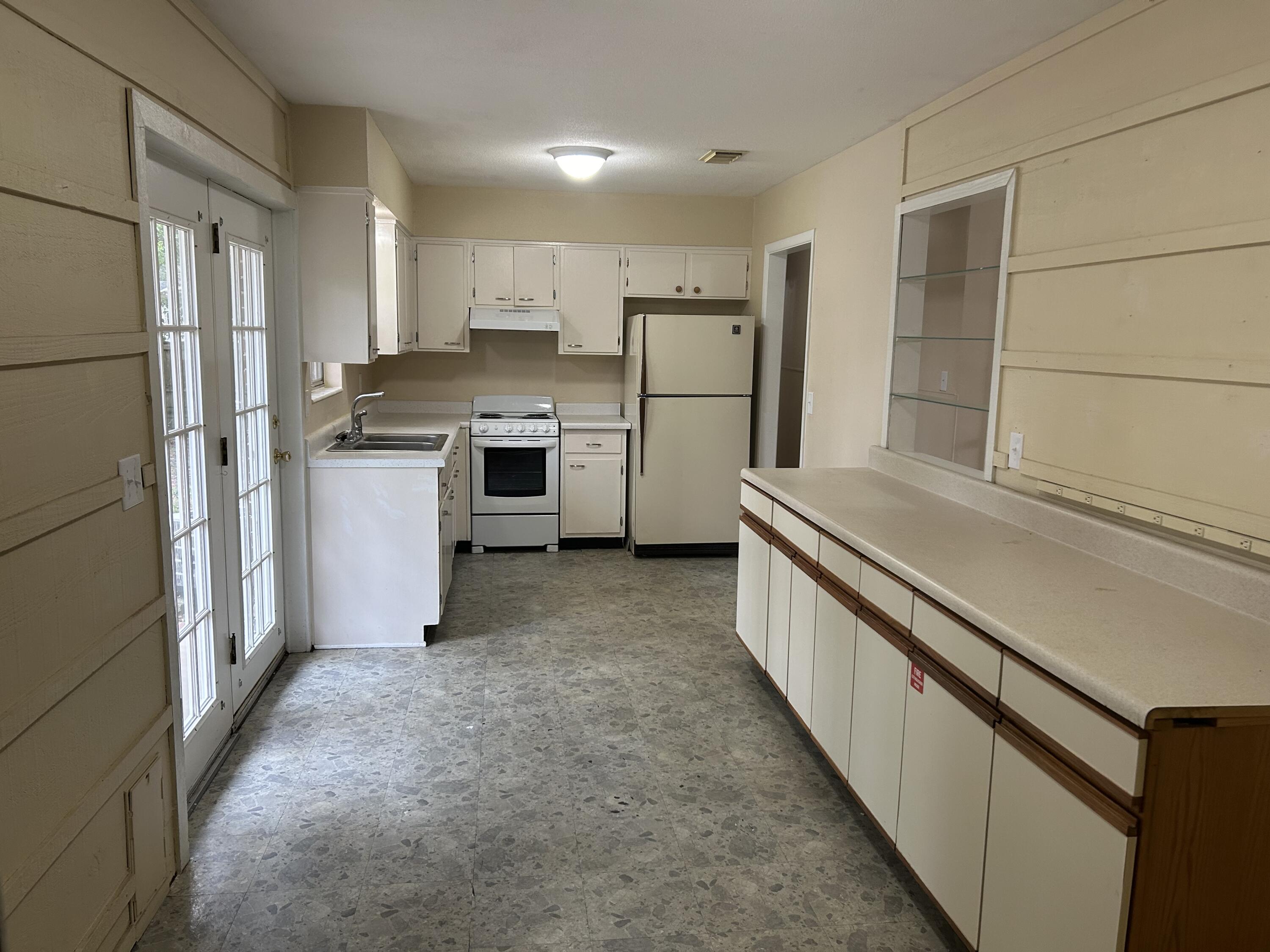 COLONY ESTATES 3RD ADDN - Residential