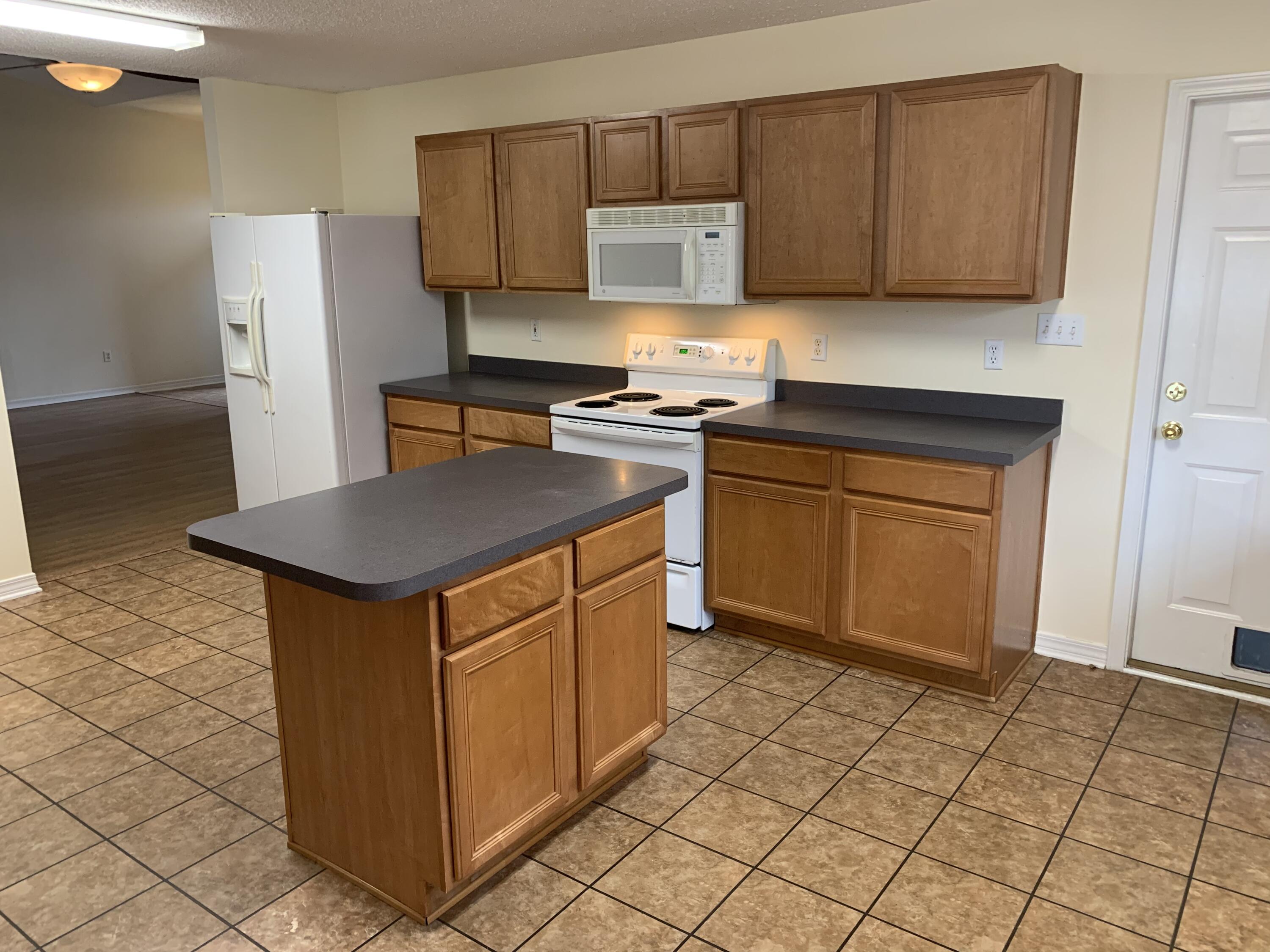 MACK BAYOU POINTE S/D - Residential Lease
