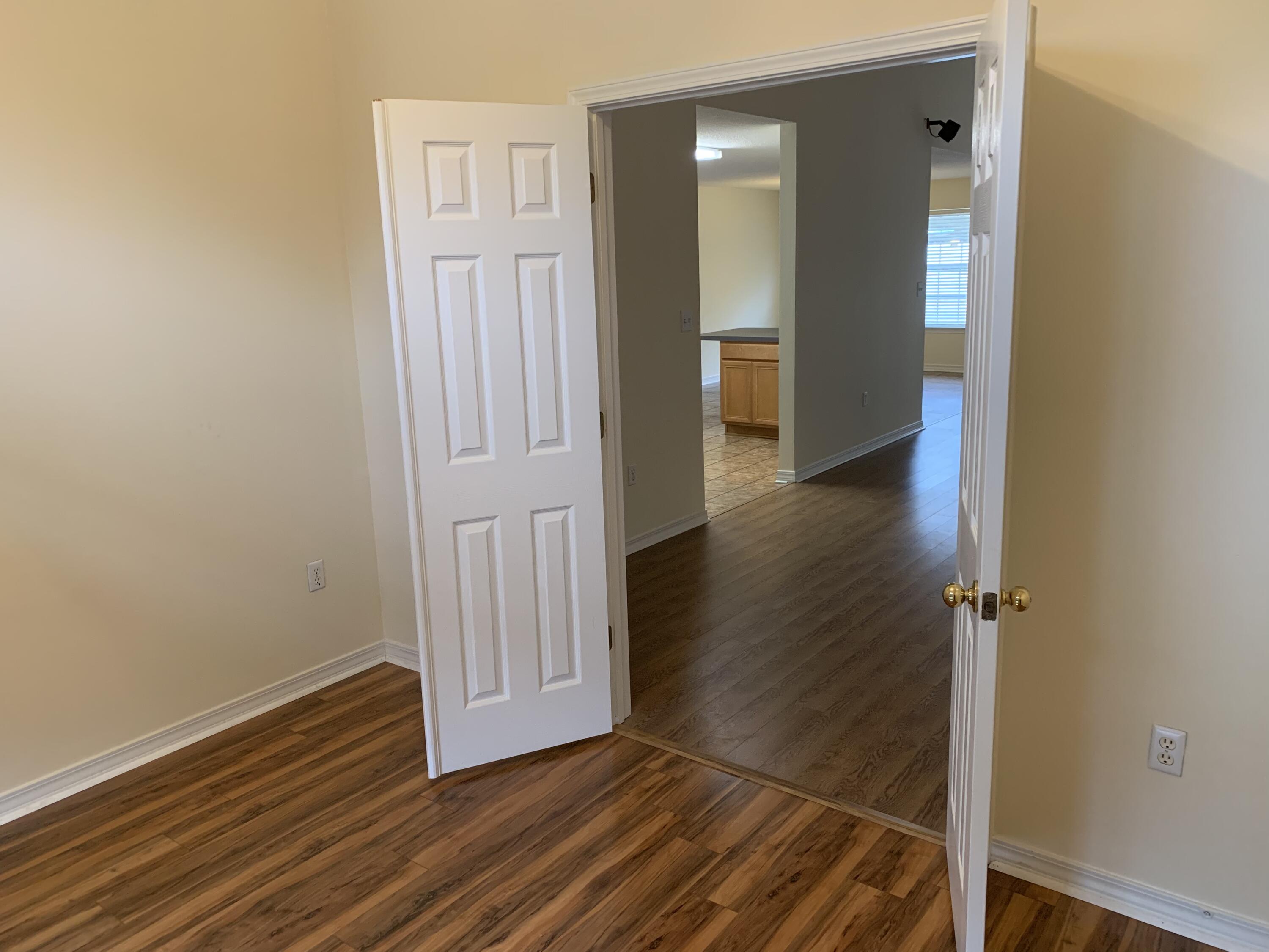 MACK BAYOU POINTE S/D - Residential Lease