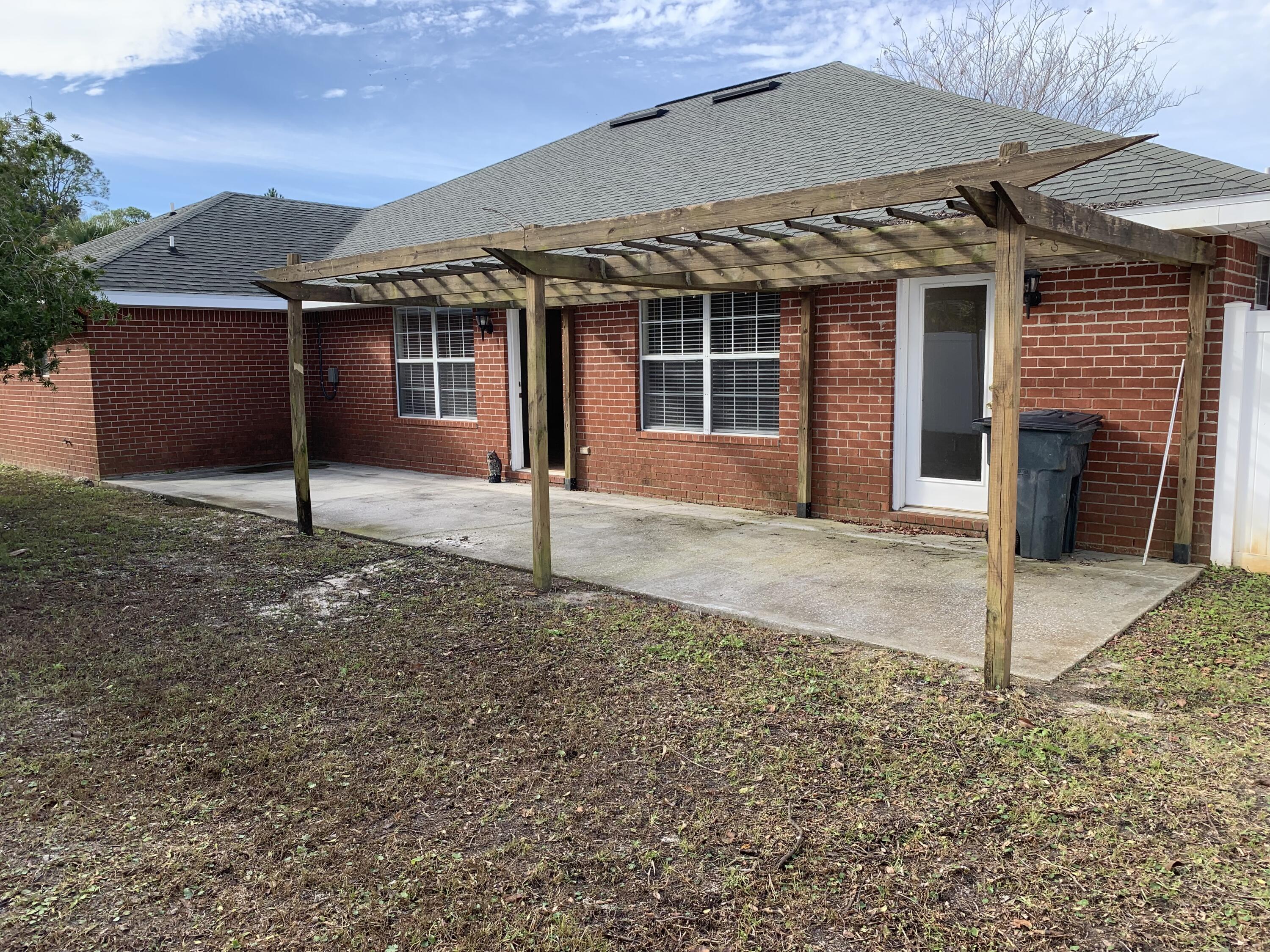 MACK BAYOU POINTE S/D - Residential Lease