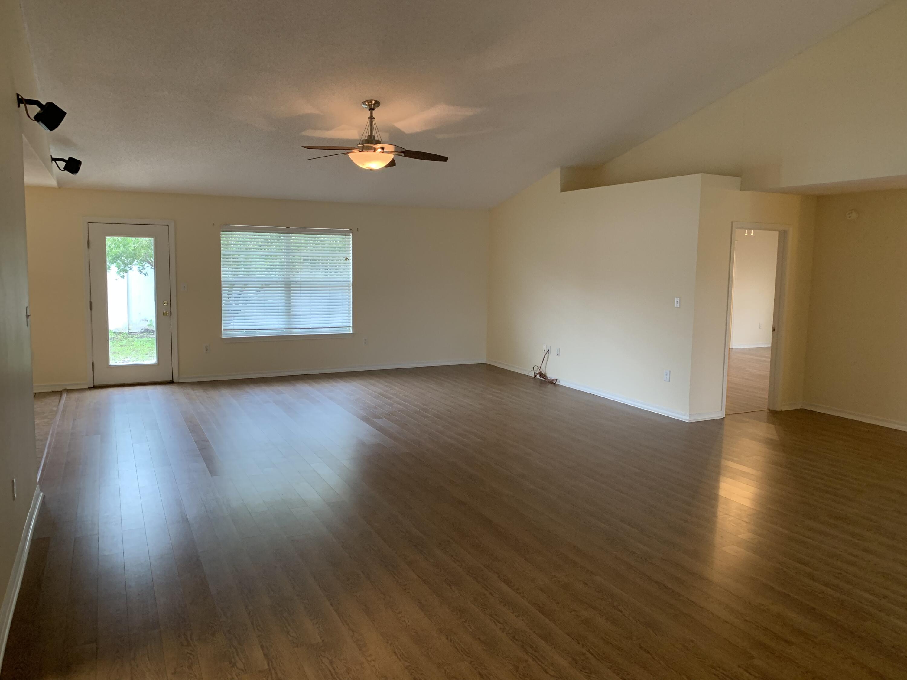 MACK BAYOU POINTE S/D - Residential Lease