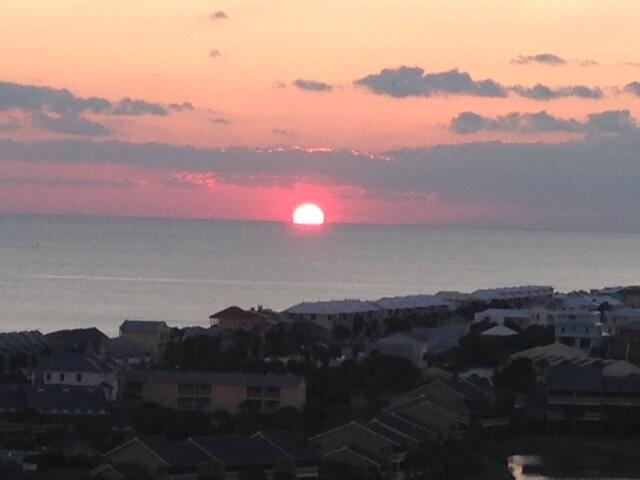 ARIEL DUNES II - Residential