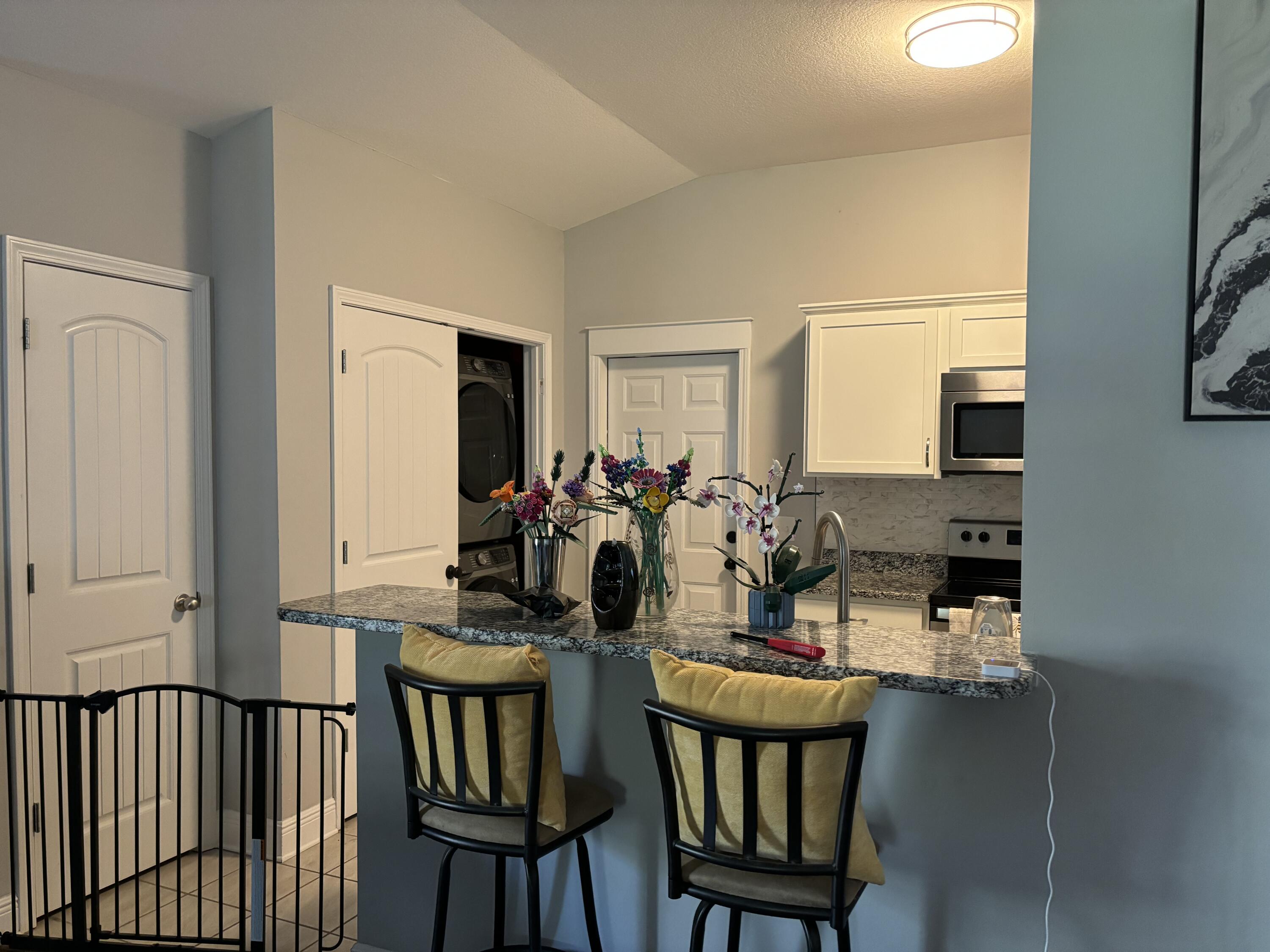 East Navarre - Residential