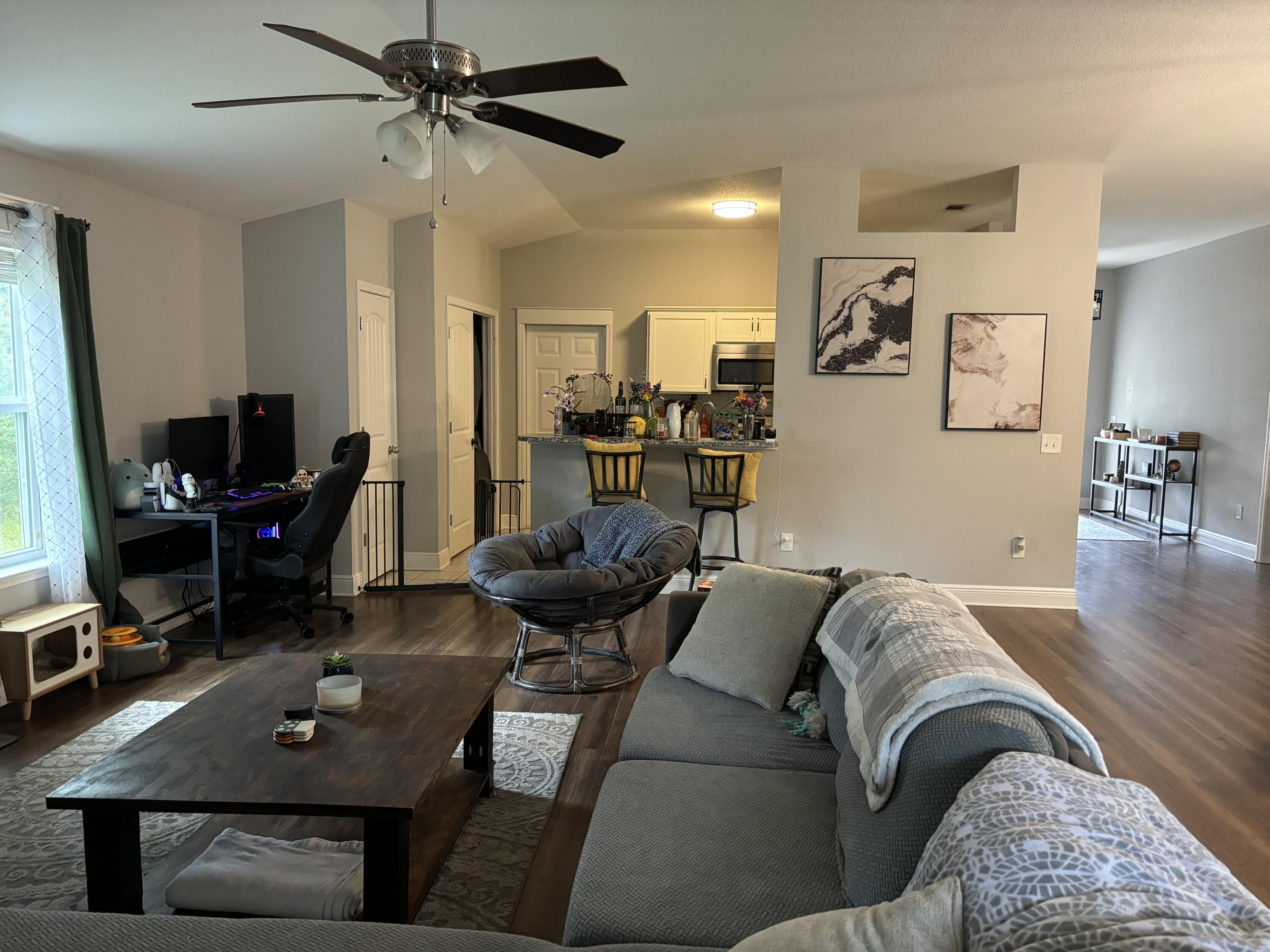 East Navarre - Residential