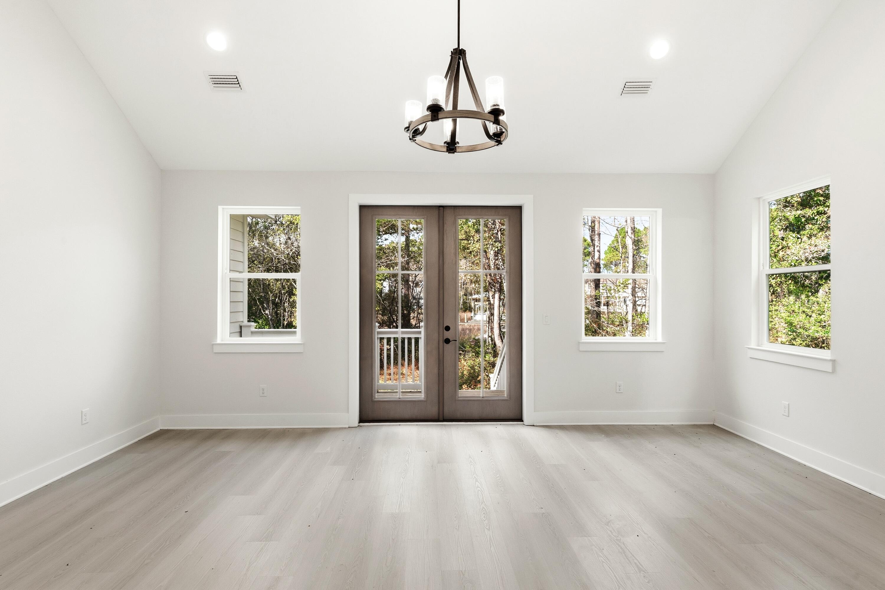 REDFISH POINT - Residential