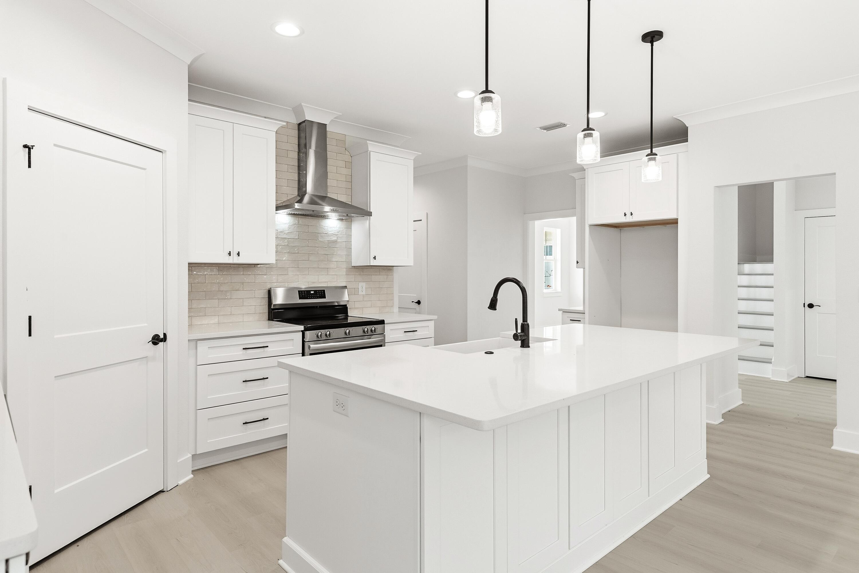 REDFISH POINT - Residential