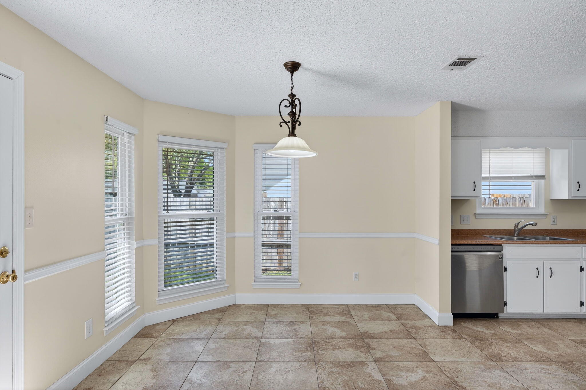 VALPARAISO PINECREST 5 - Residential