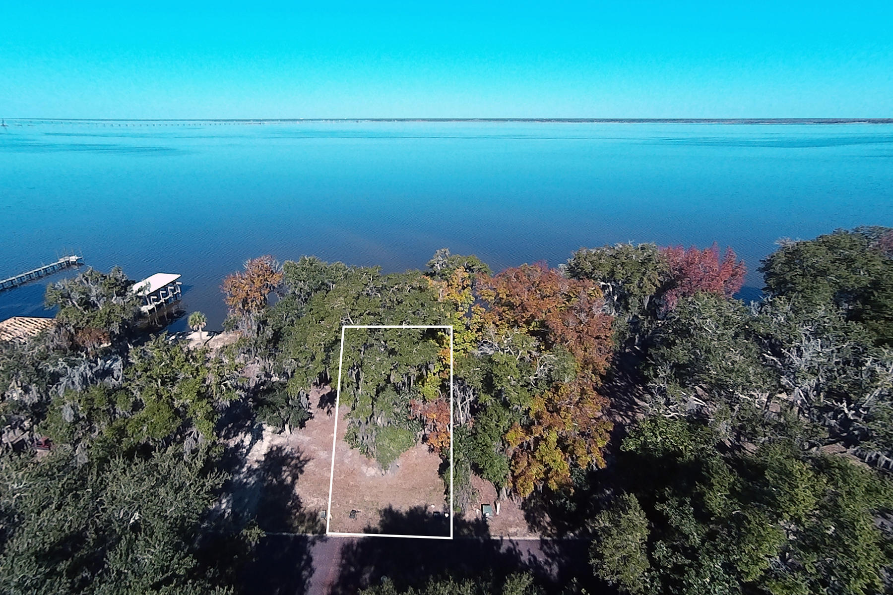 GRAYTON BAYOU - Land