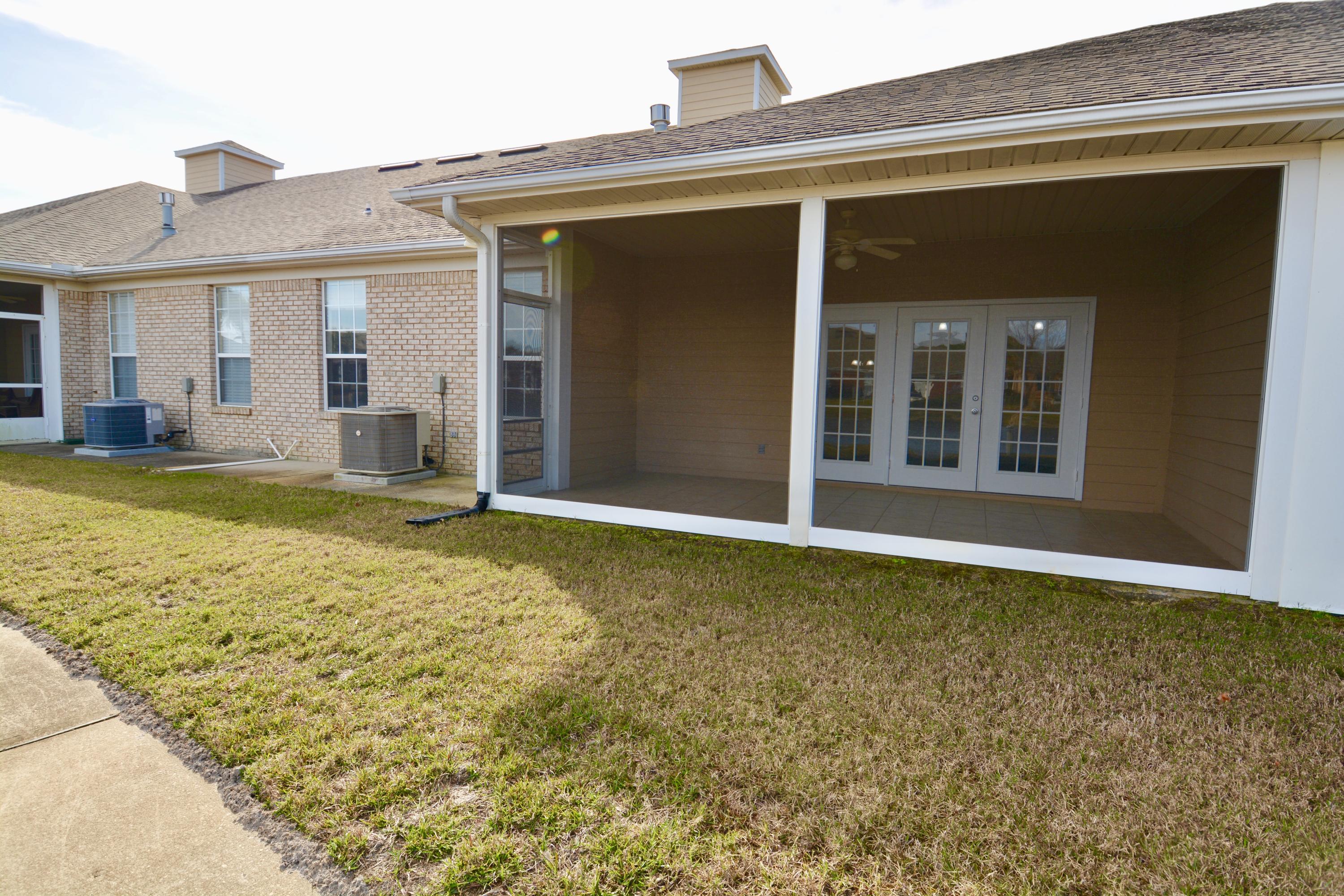 DIAMOND LAKES - Residential