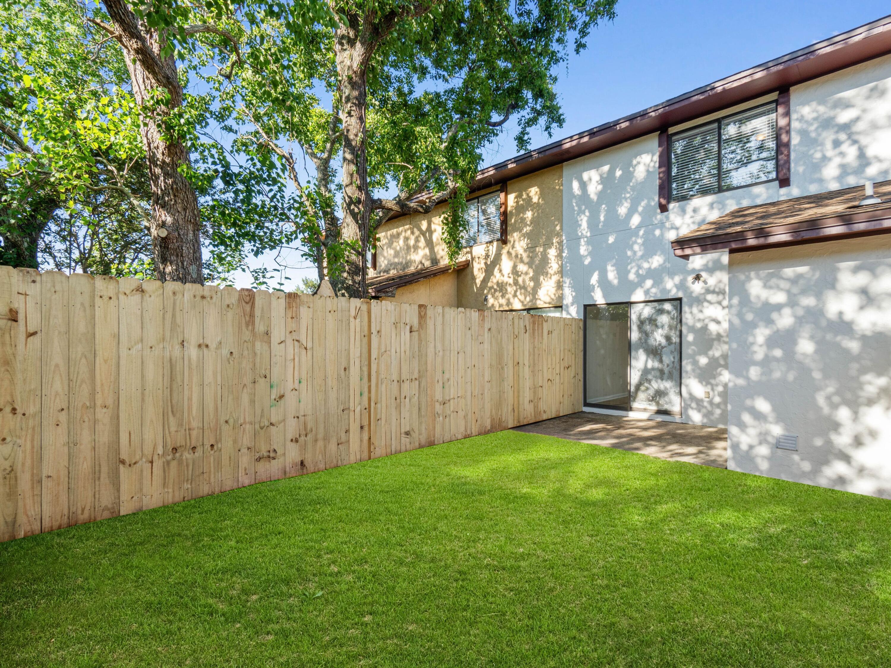 INDIAN HILLS - Residential