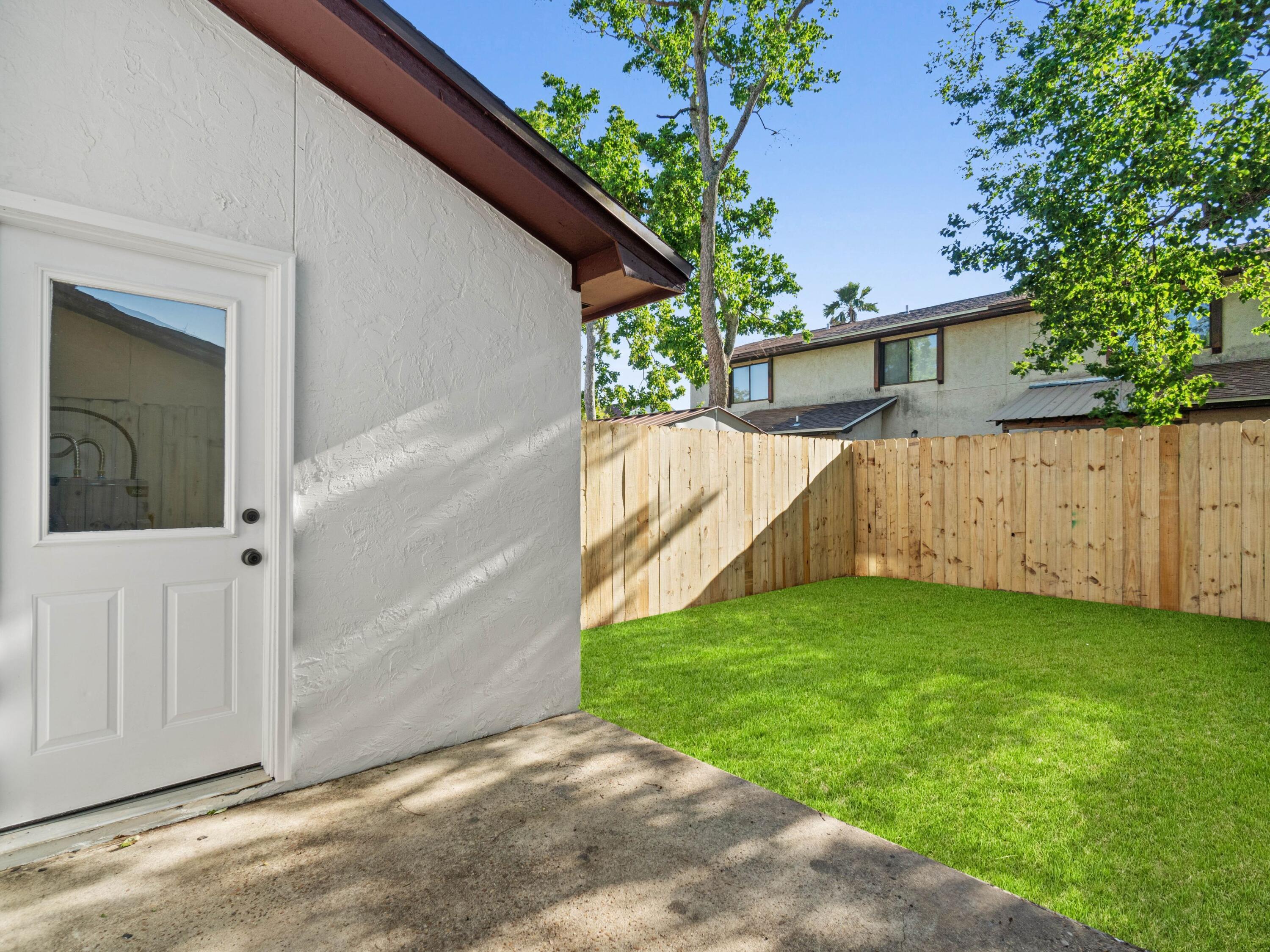 INDIAN HILLS - Residential