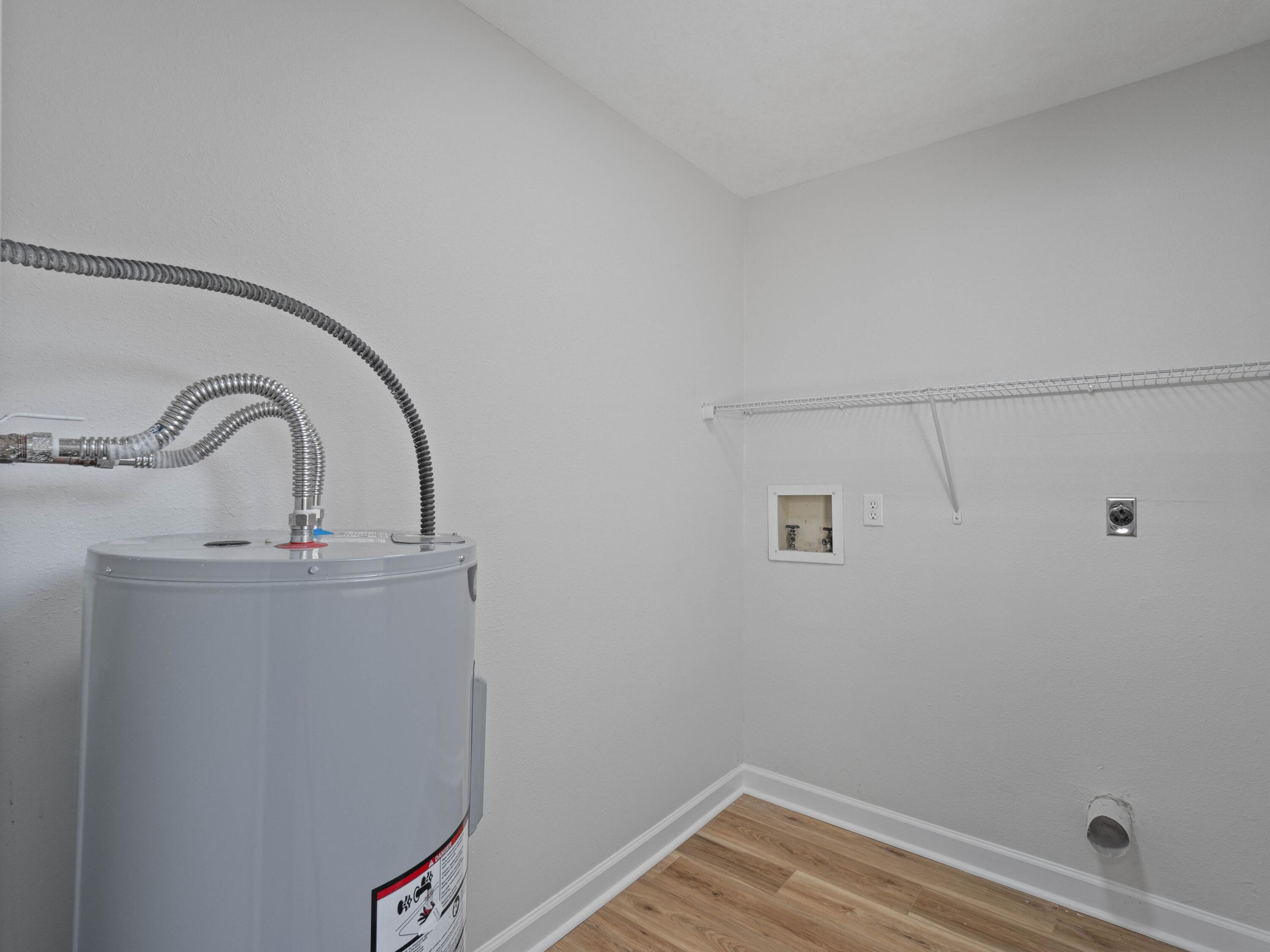 INDIAN HILLS - Residential