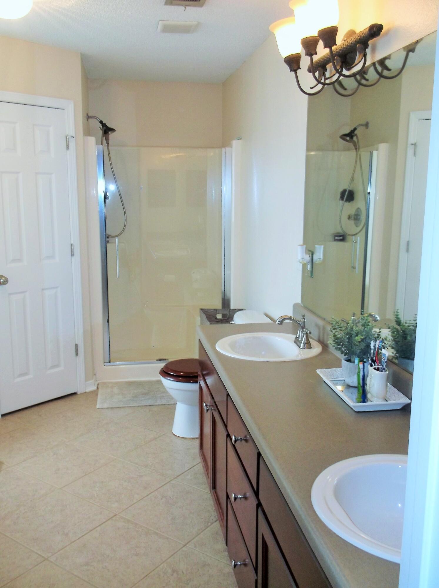 HAMPTON RIDGE ESTATES 1ST ADD - Residential