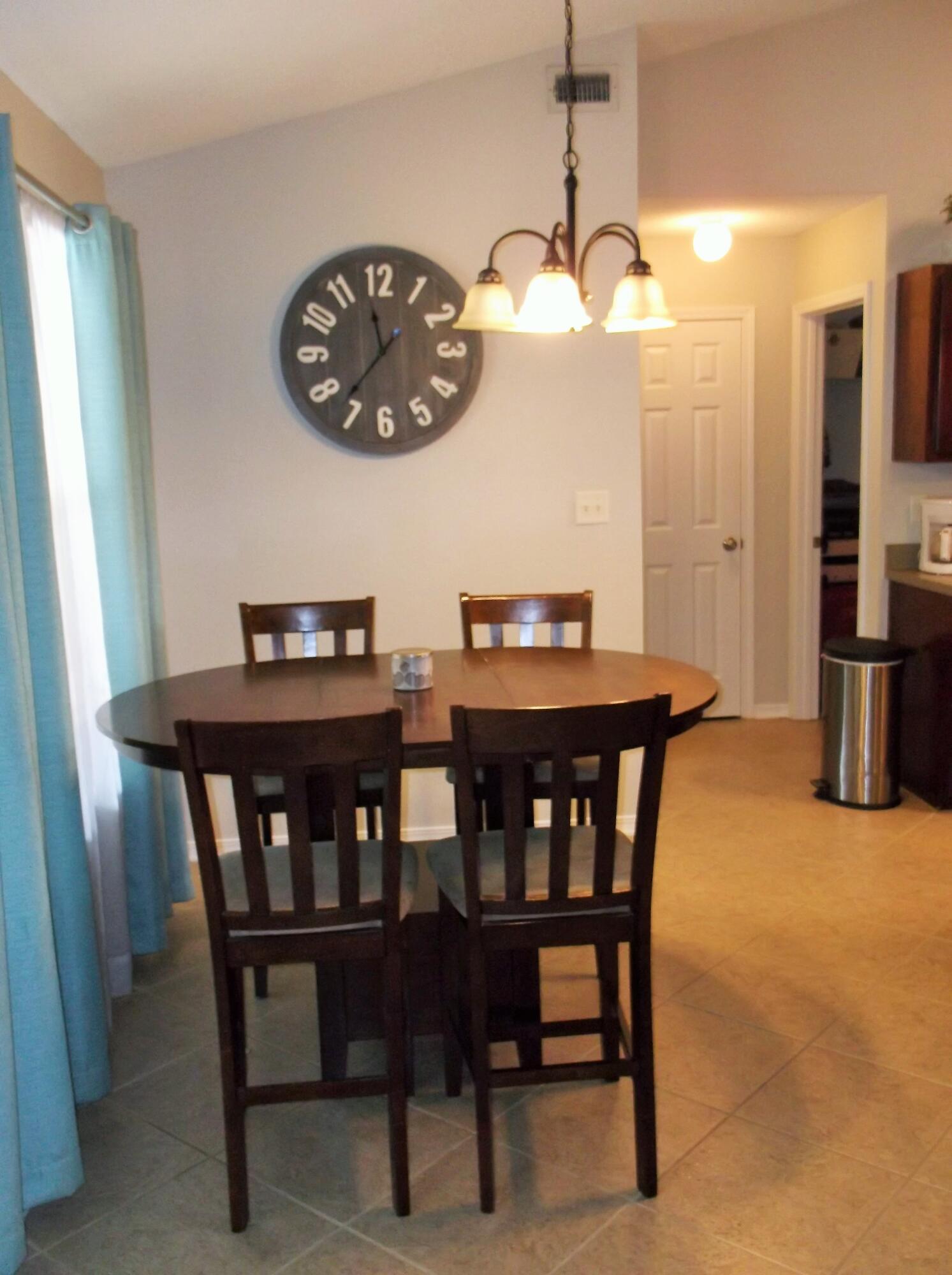 HAMPTON RIDGE ESTATES 1ST ADD - Residential