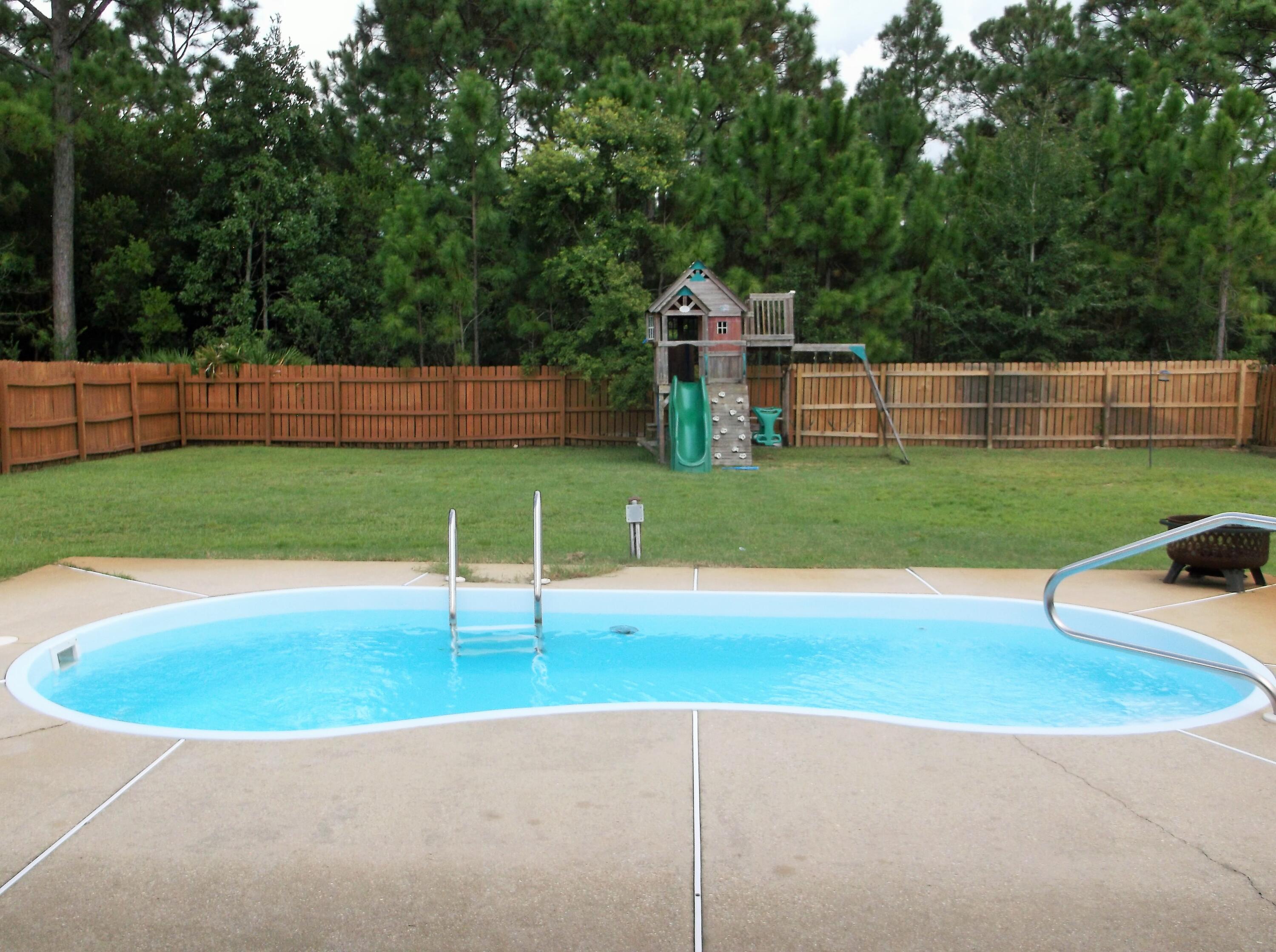 HAMPTON RIDGE ESTATES 1ST ADD - Residential