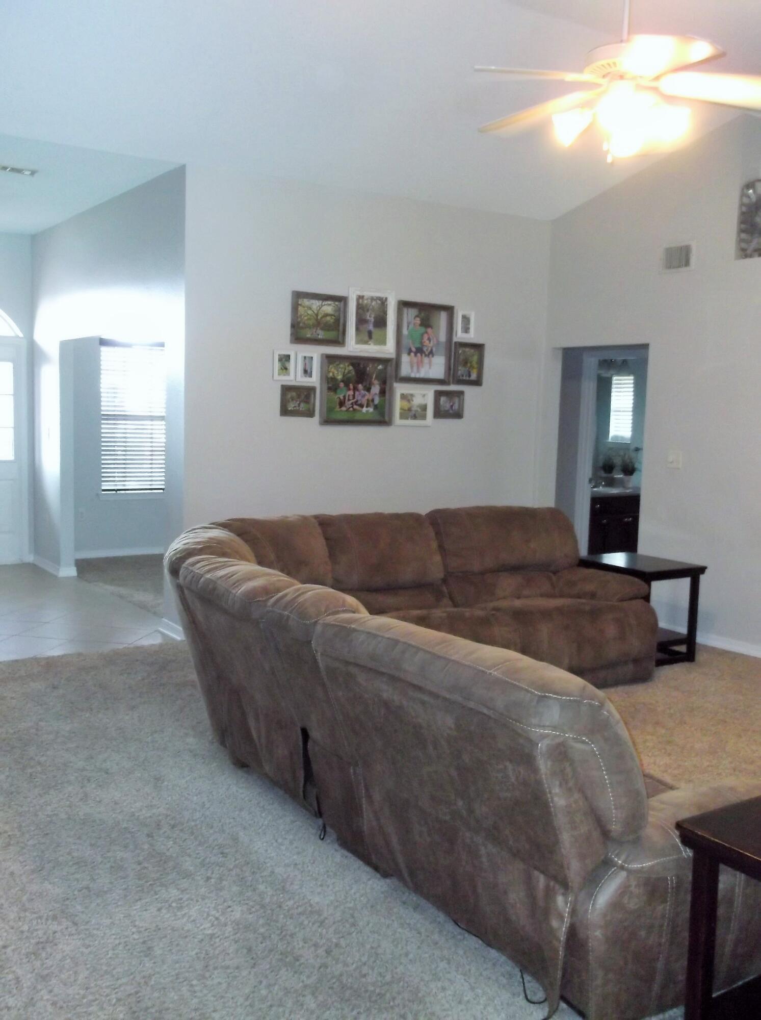 HAMPTON RIDGE ESTATES 1ST ADD - Residential