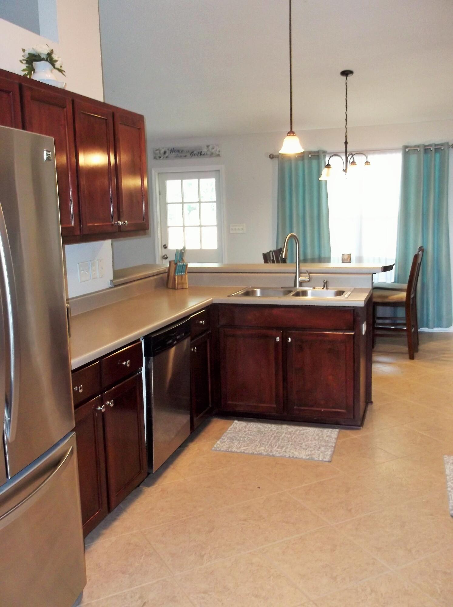 HAMPTON RIDGE ESTATES 1ST ADD - Residential