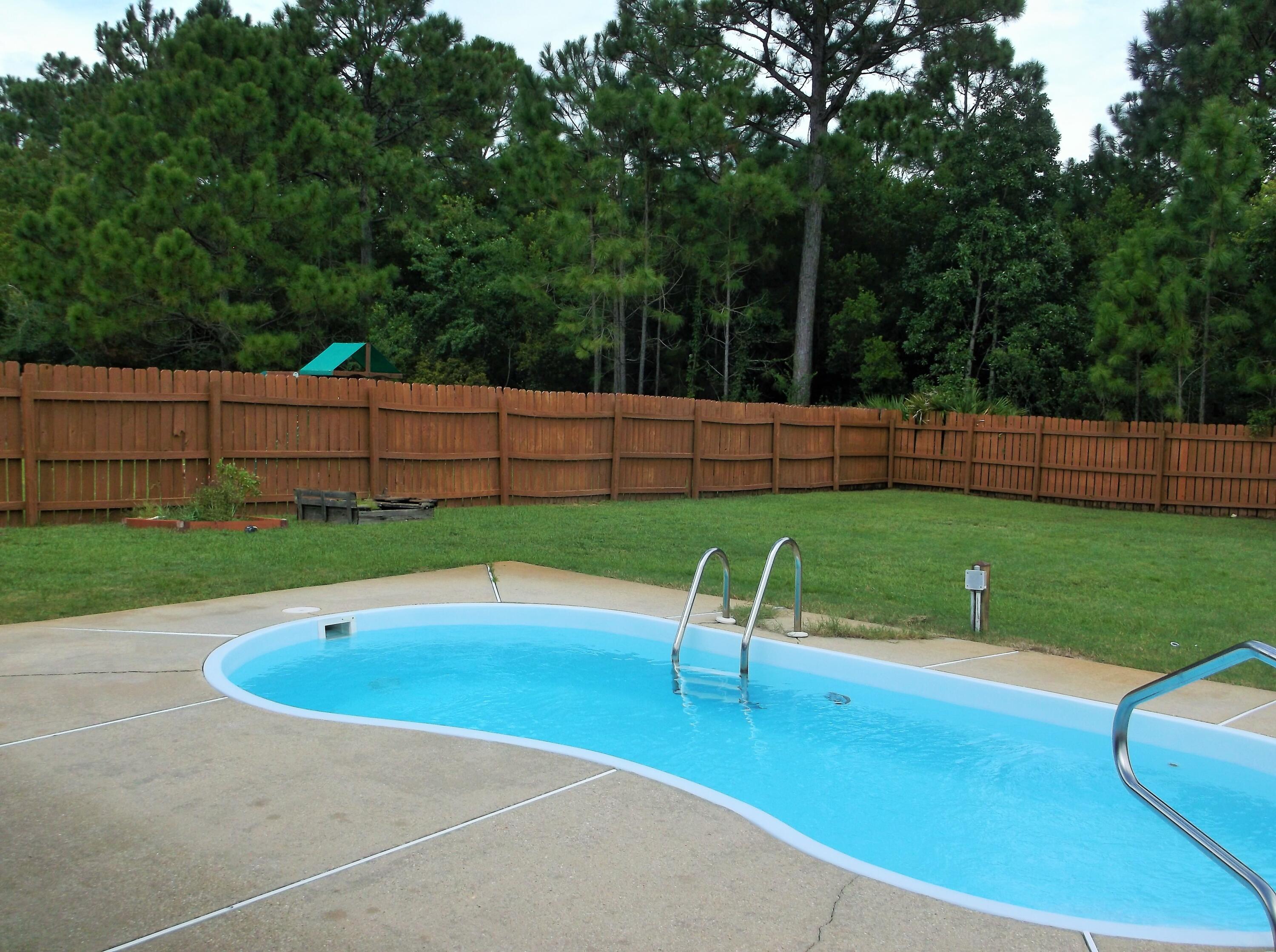 HAMPTON RIDGE ESTATES 1ST ADD - Residential