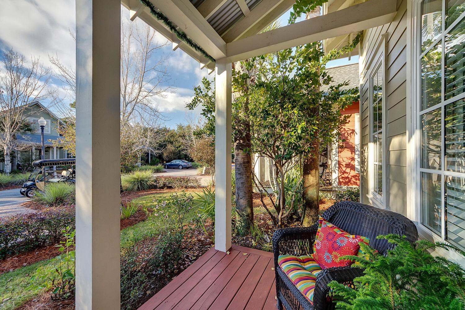 BUNGALOS AT SANDESTIN - Residential