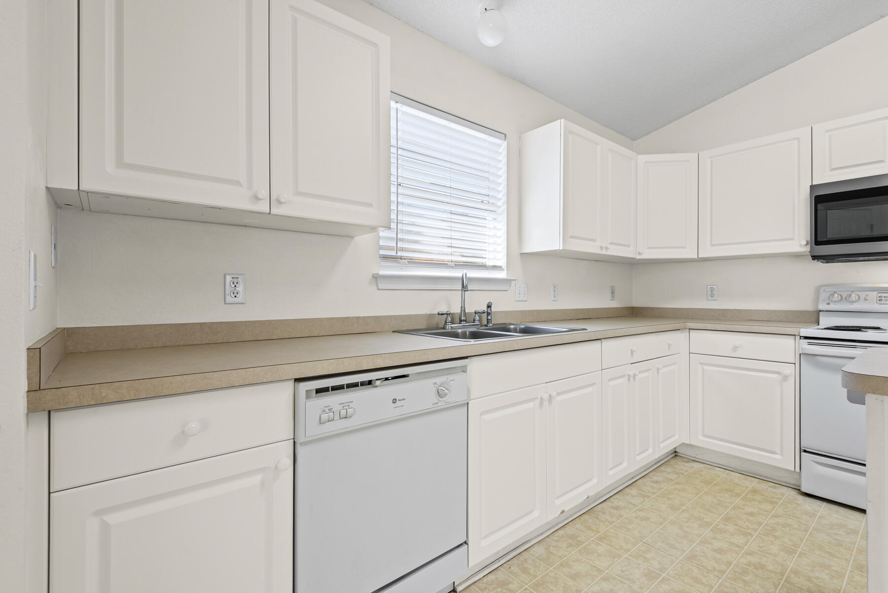 PARKER PLACE - Residential