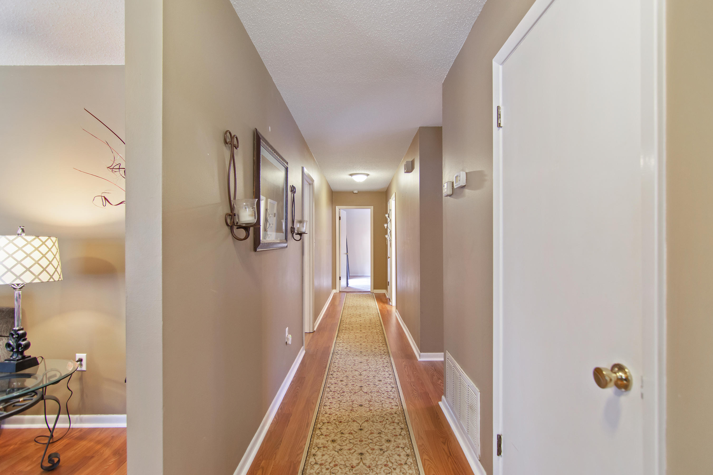 COUNTRY CLUB ESTATES - Residential