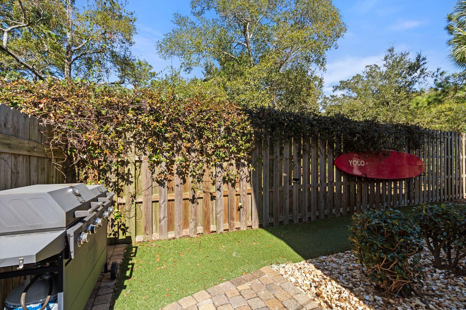 CARSON OAKS - Residential