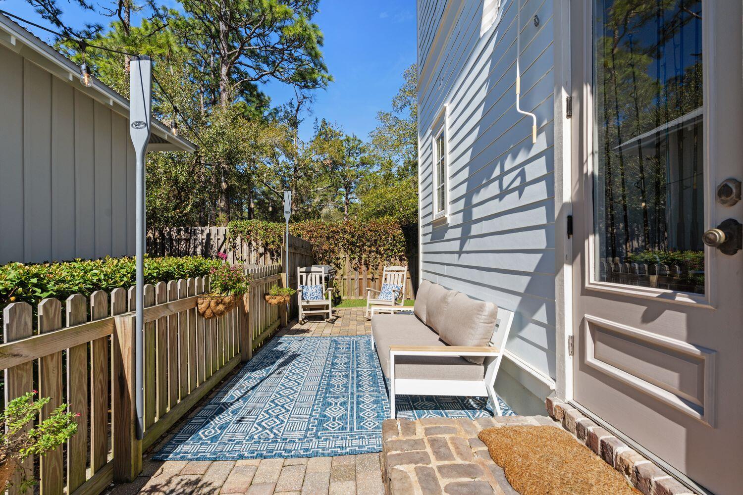CARSON OAKS - Residential