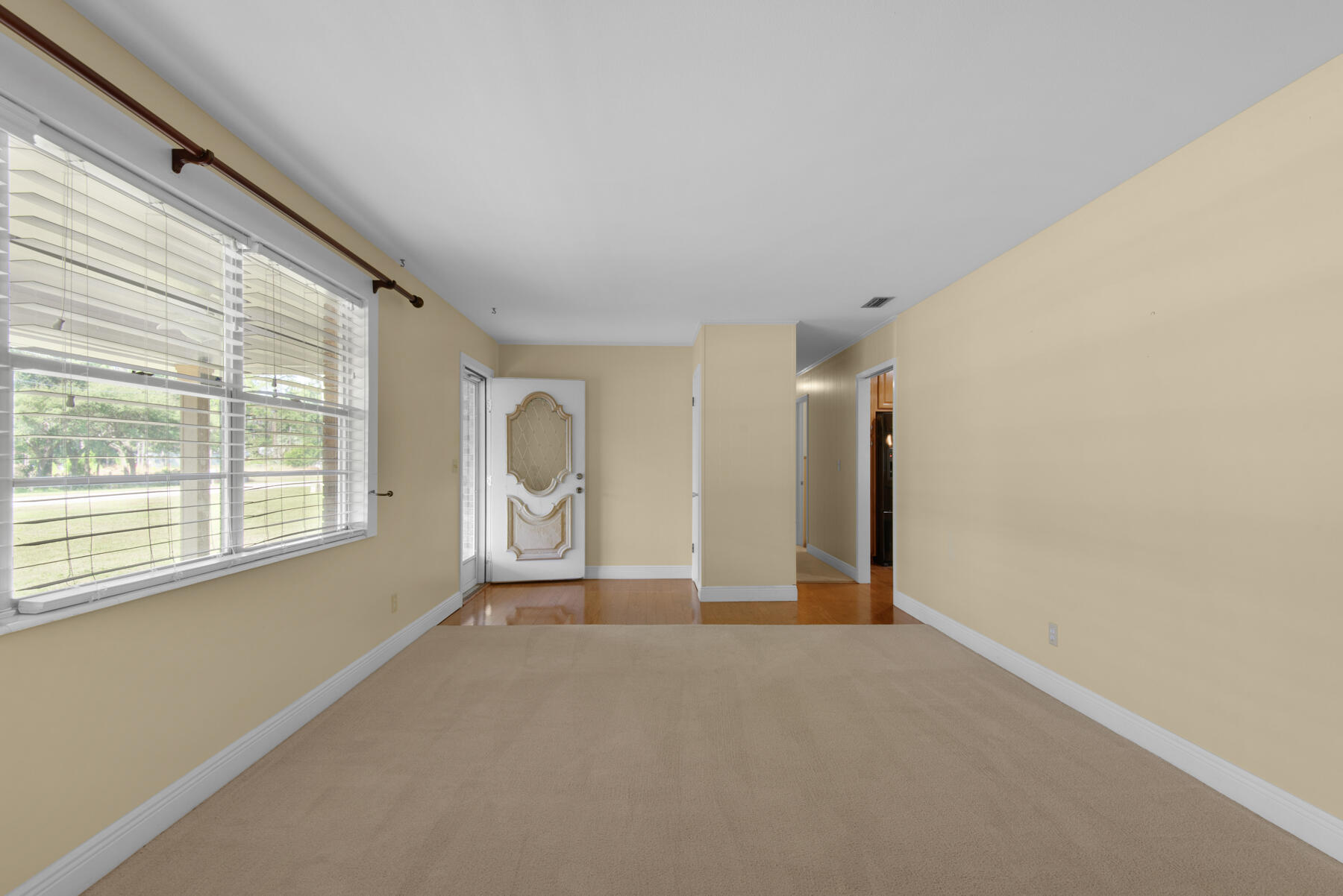 VILLA TASSO TOWN OF - Residential