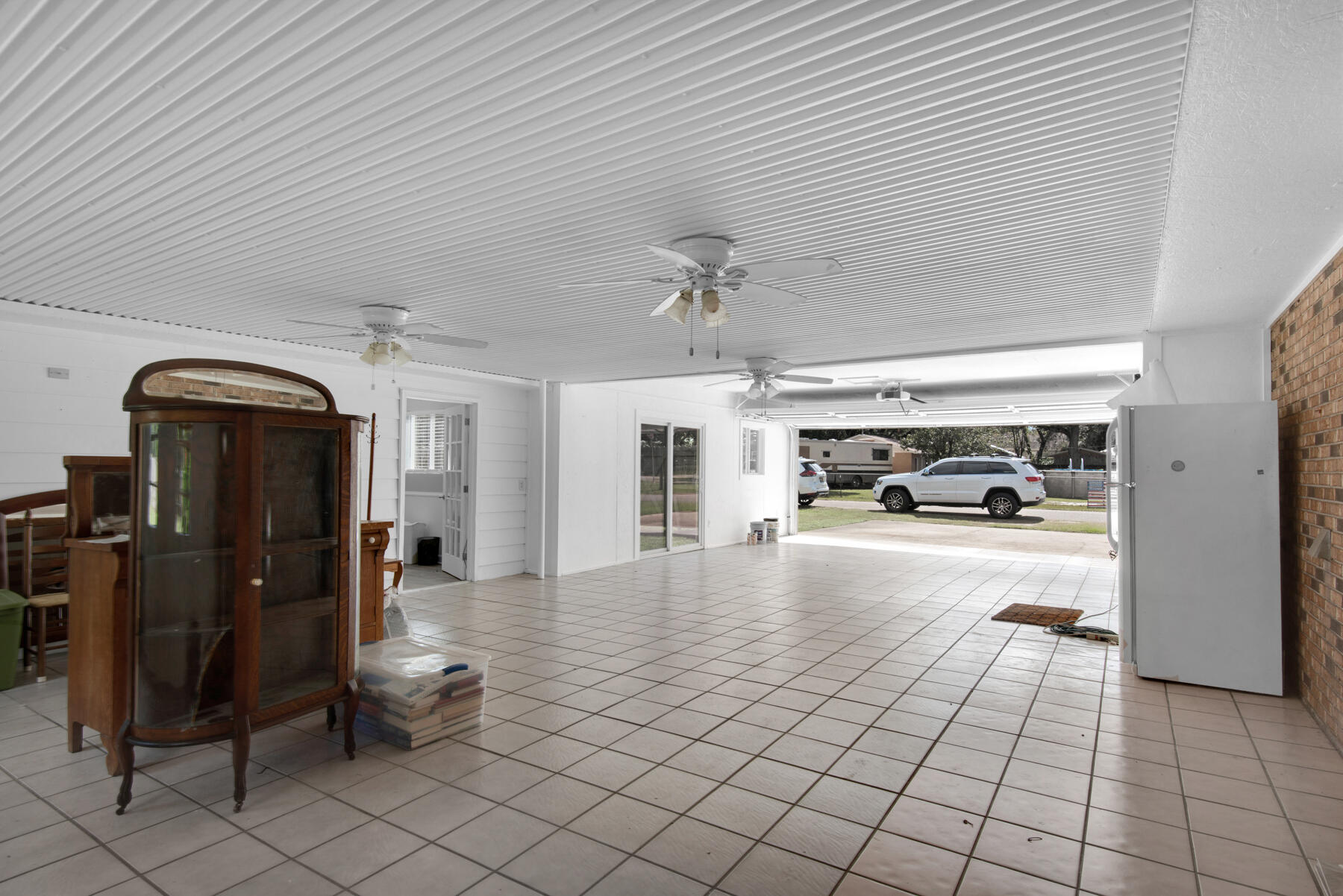 VILLA TASSO TOWN OF - Residential