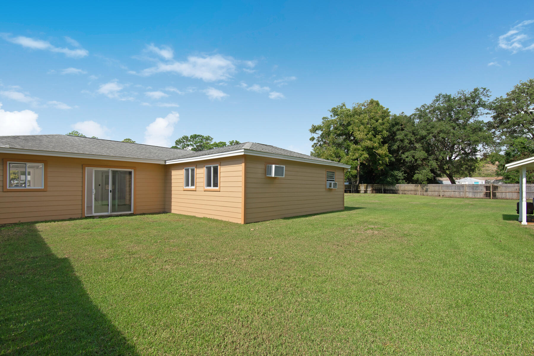 VILLA TASSO TOWN OF - Residential