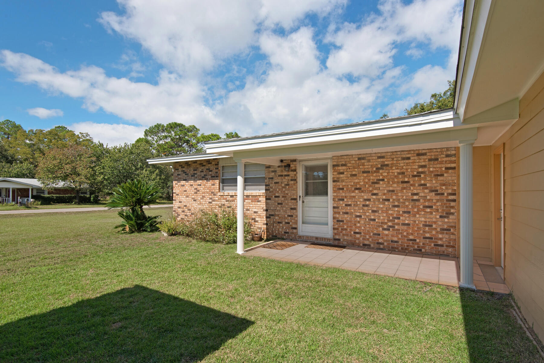 VILLA TASSO TOWN OF - Residential