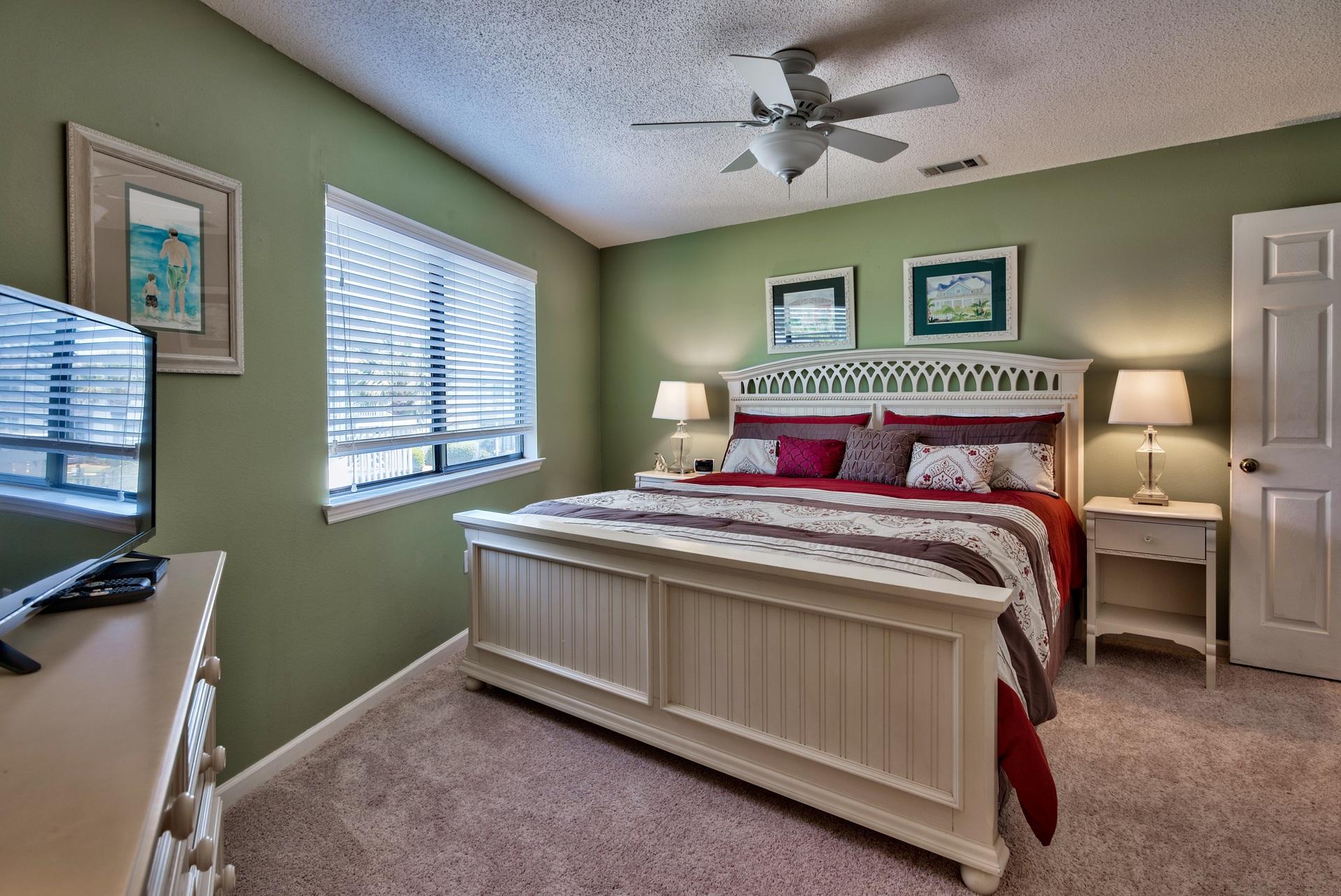 CRYSTAL VILLAGE CONDO PH 1 - Residential