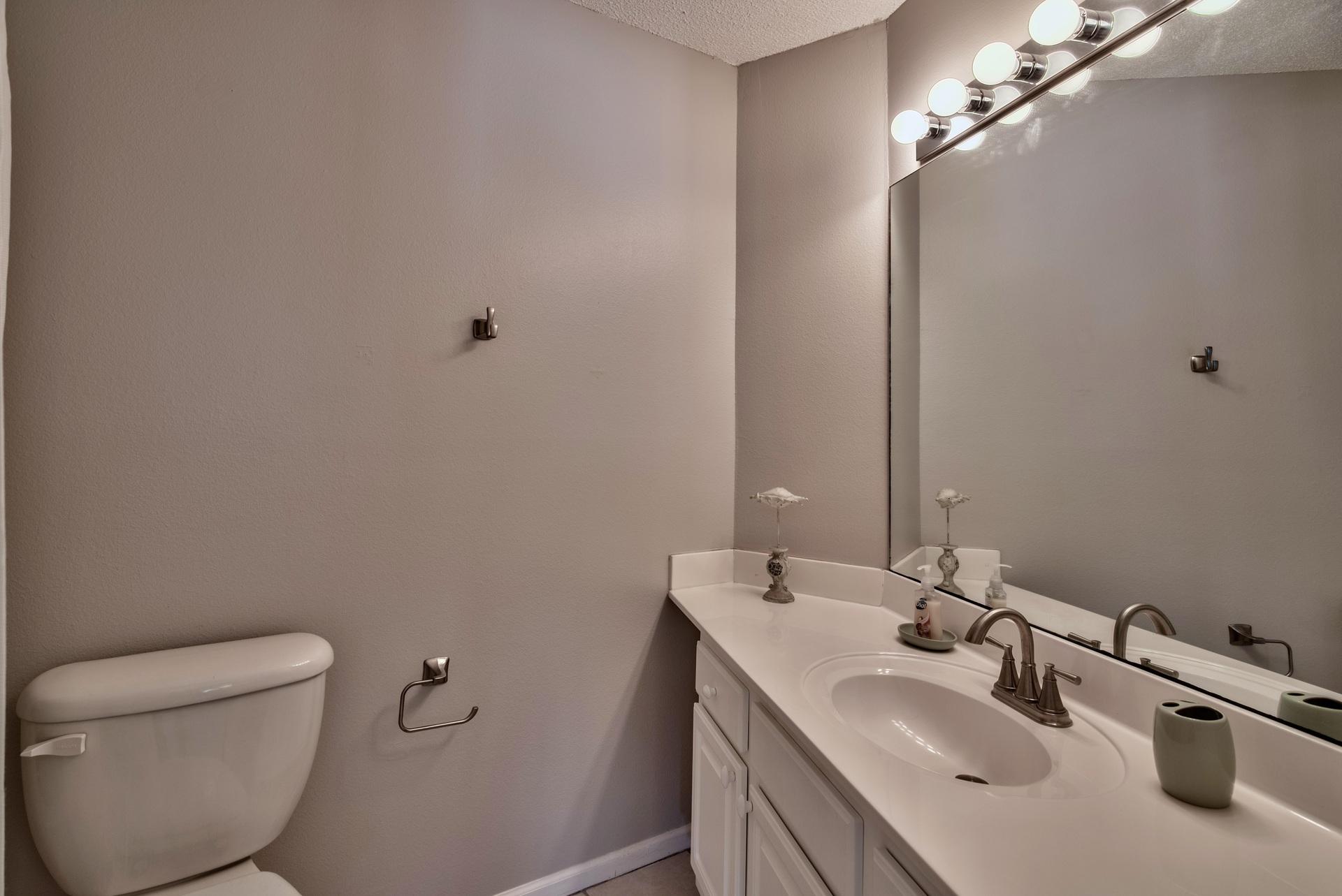 CRYSTAL VILLAGE CONDO PH 1 - Residential