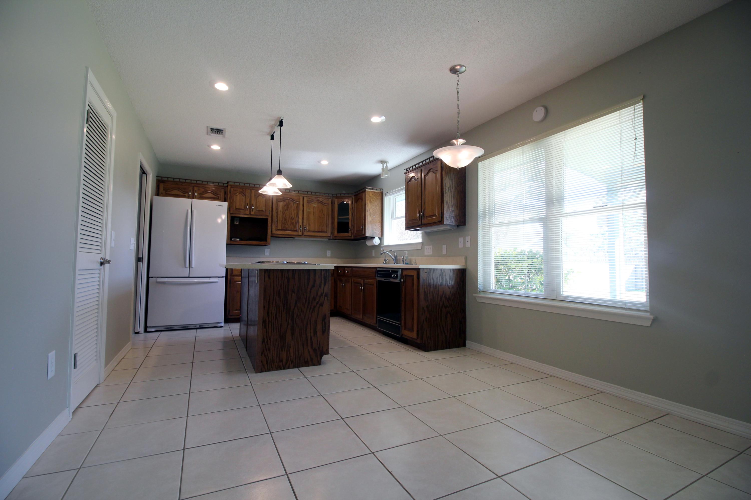 PINEGLADE - Residential