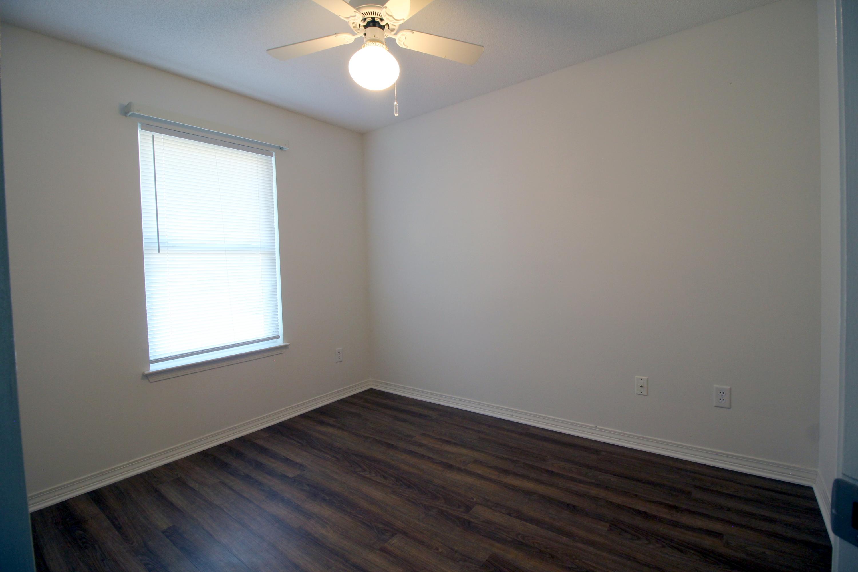 PINEGLADE - Residential