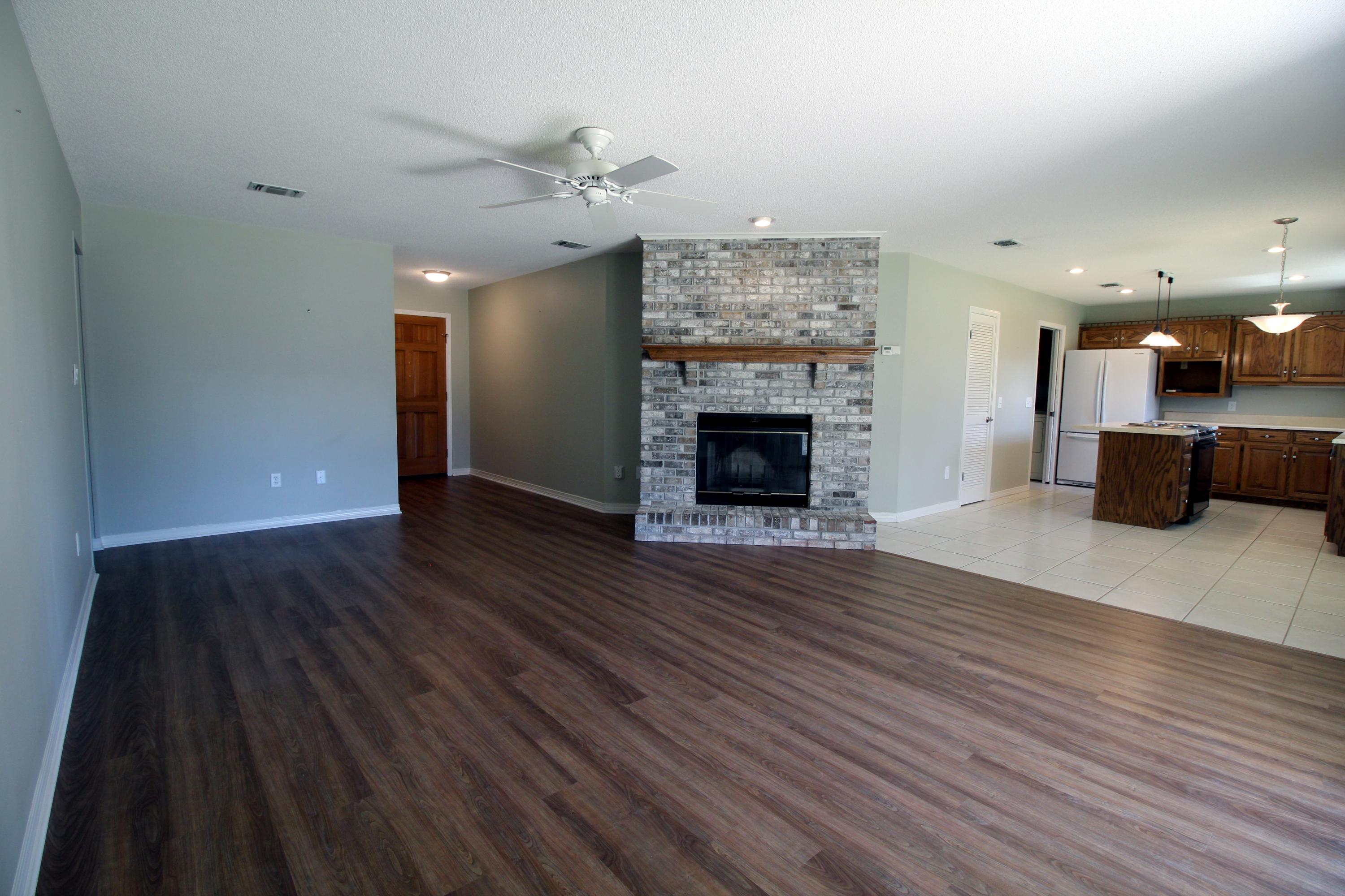 PINEGLADE - Residential