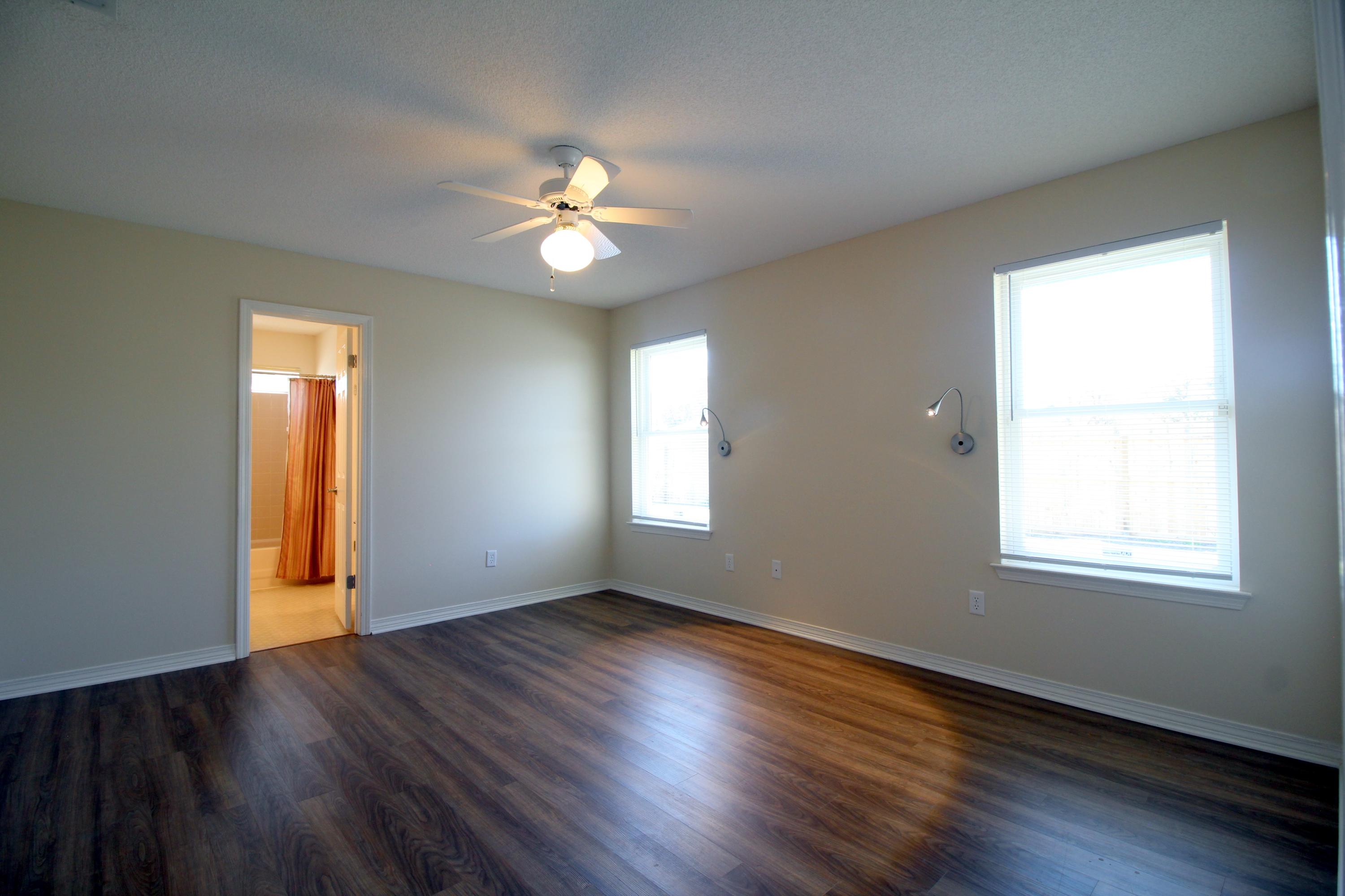 PINEGLADE - Residential