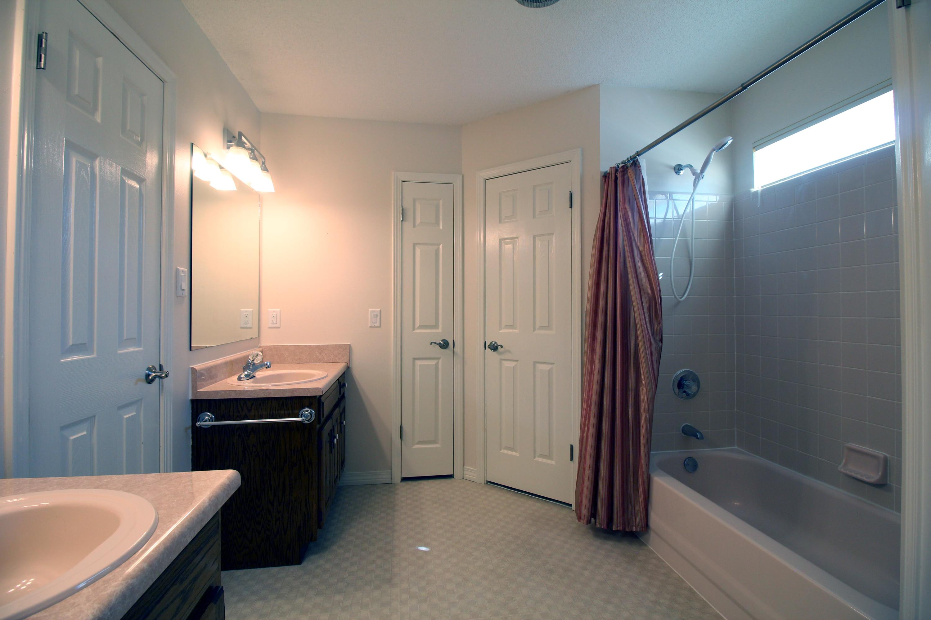 PINEGLADE - Residential