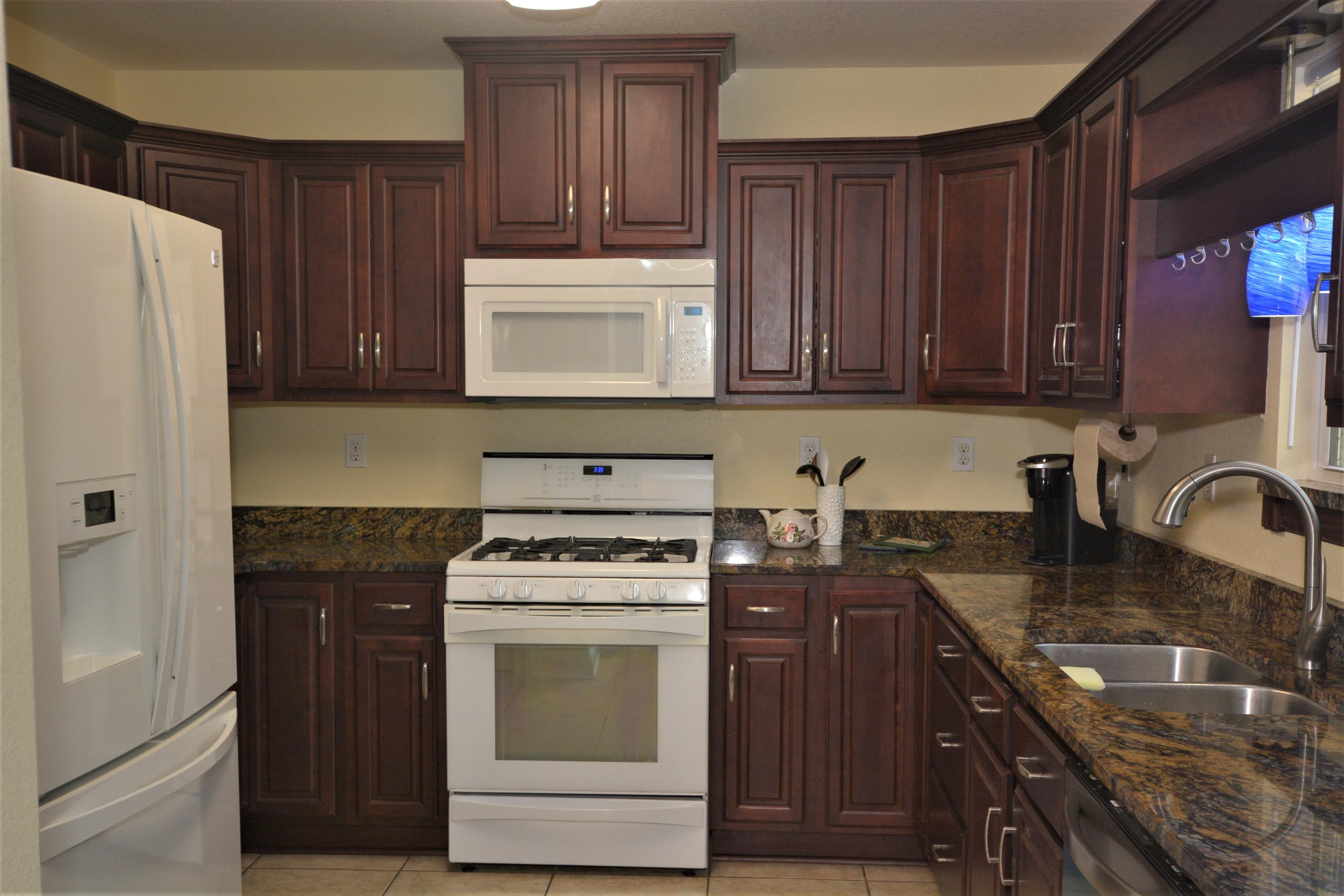 NORTH SUPERGROUP (221000.00) - Residential