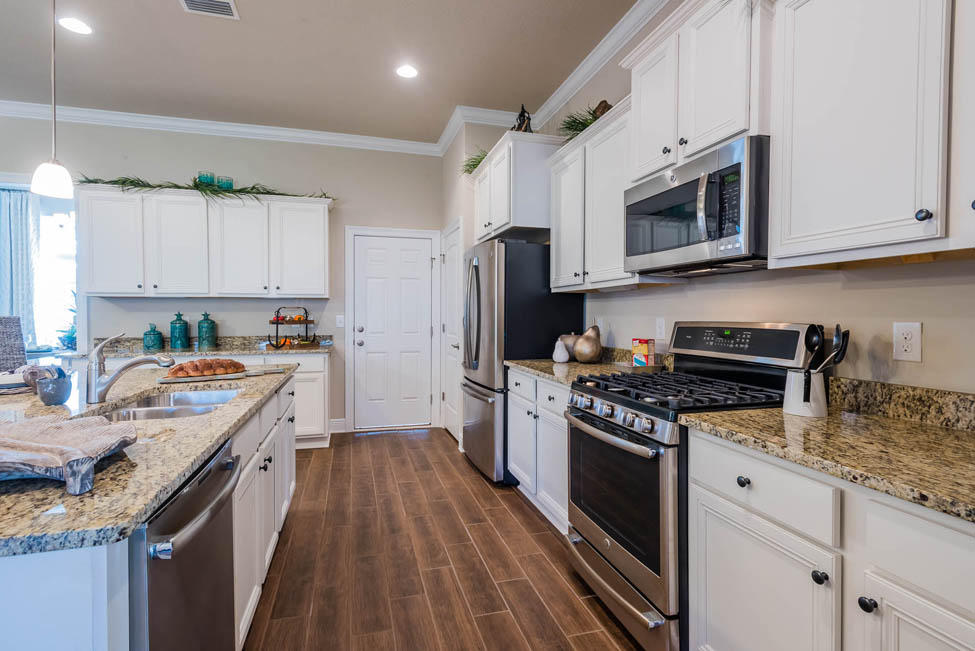 HAMMOCK BAY - Residential