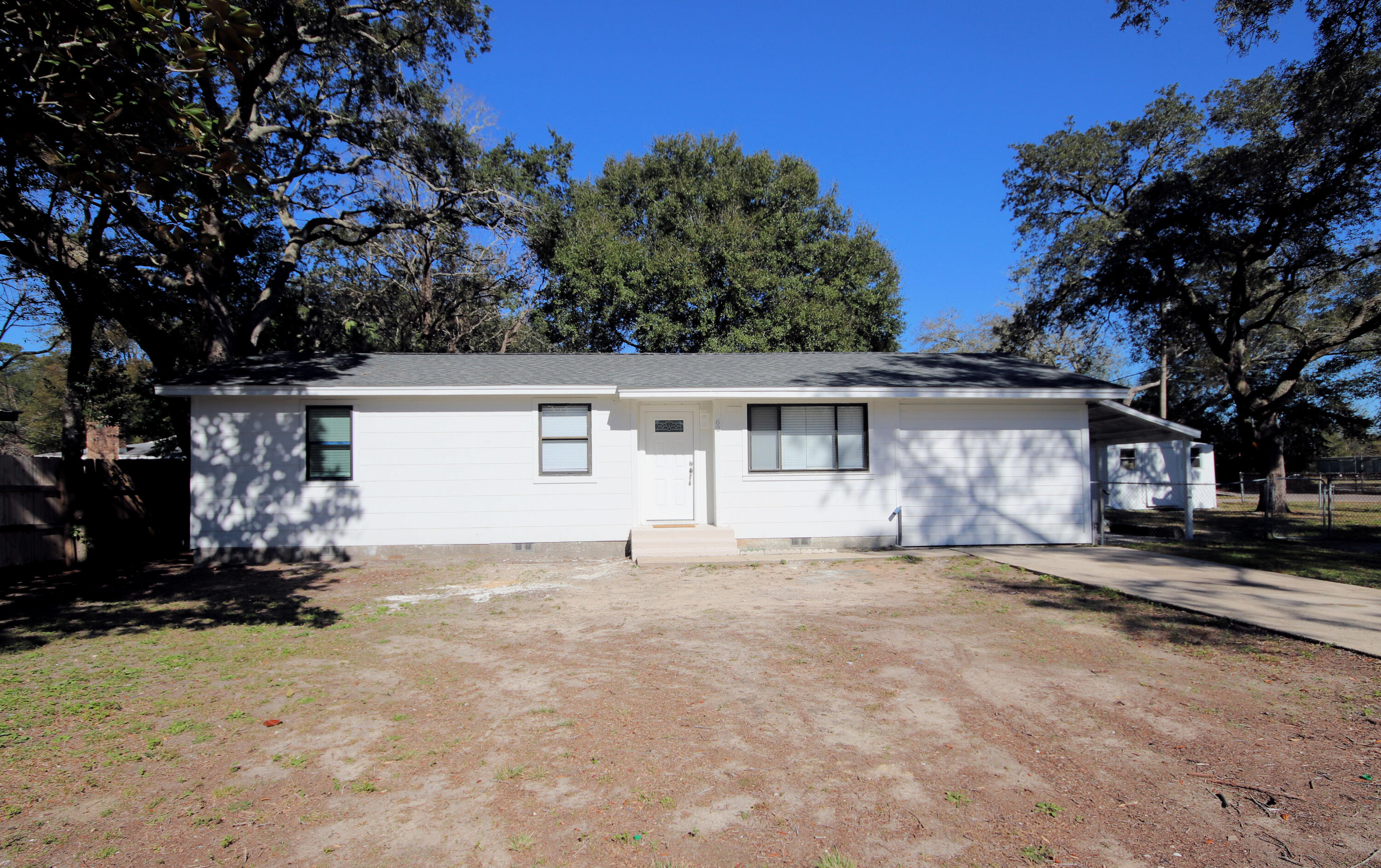 LINCOLN BAYOU PATIO HOMES - Residential