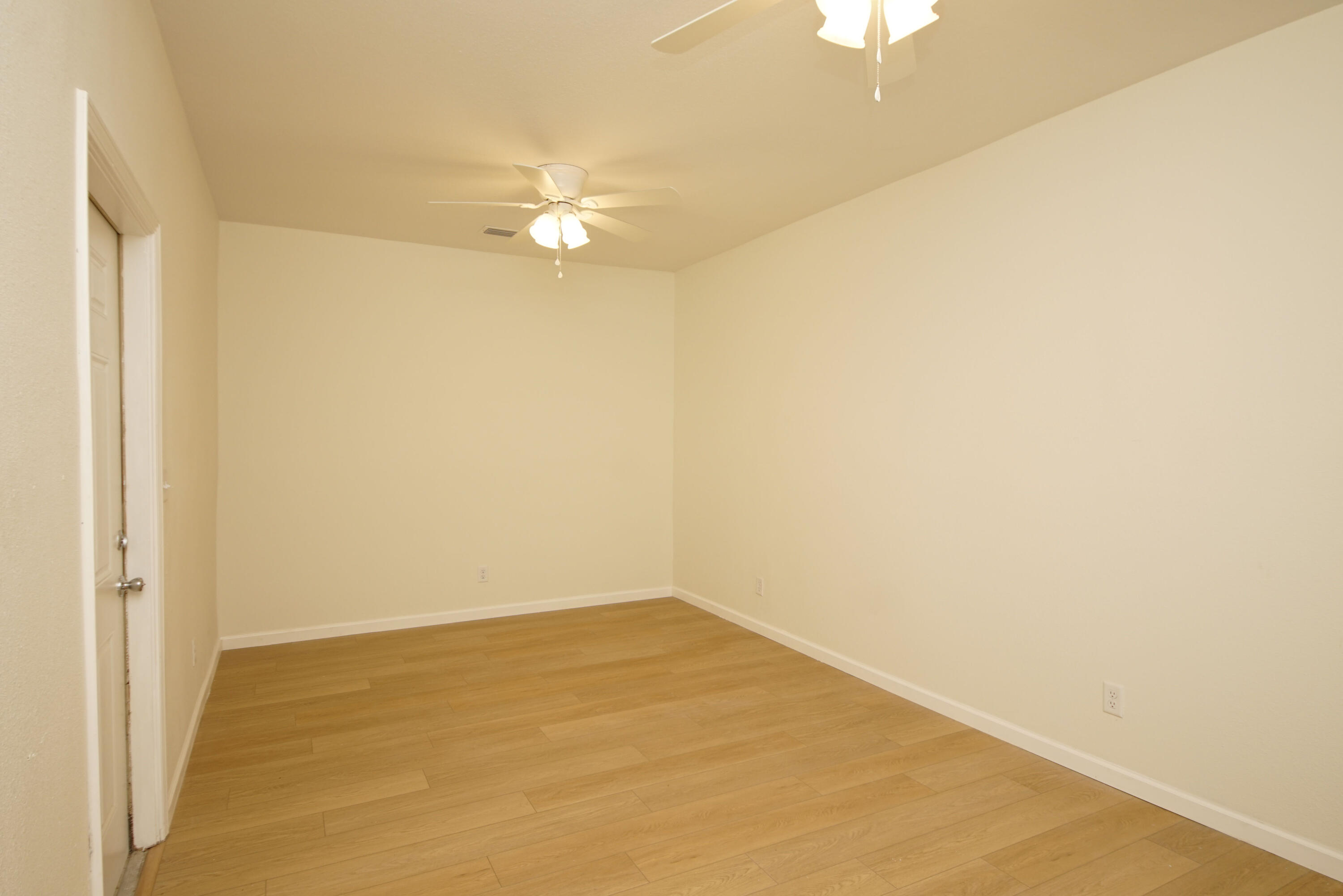 LINCOLN BAYOU PATIO HOMES - Residential