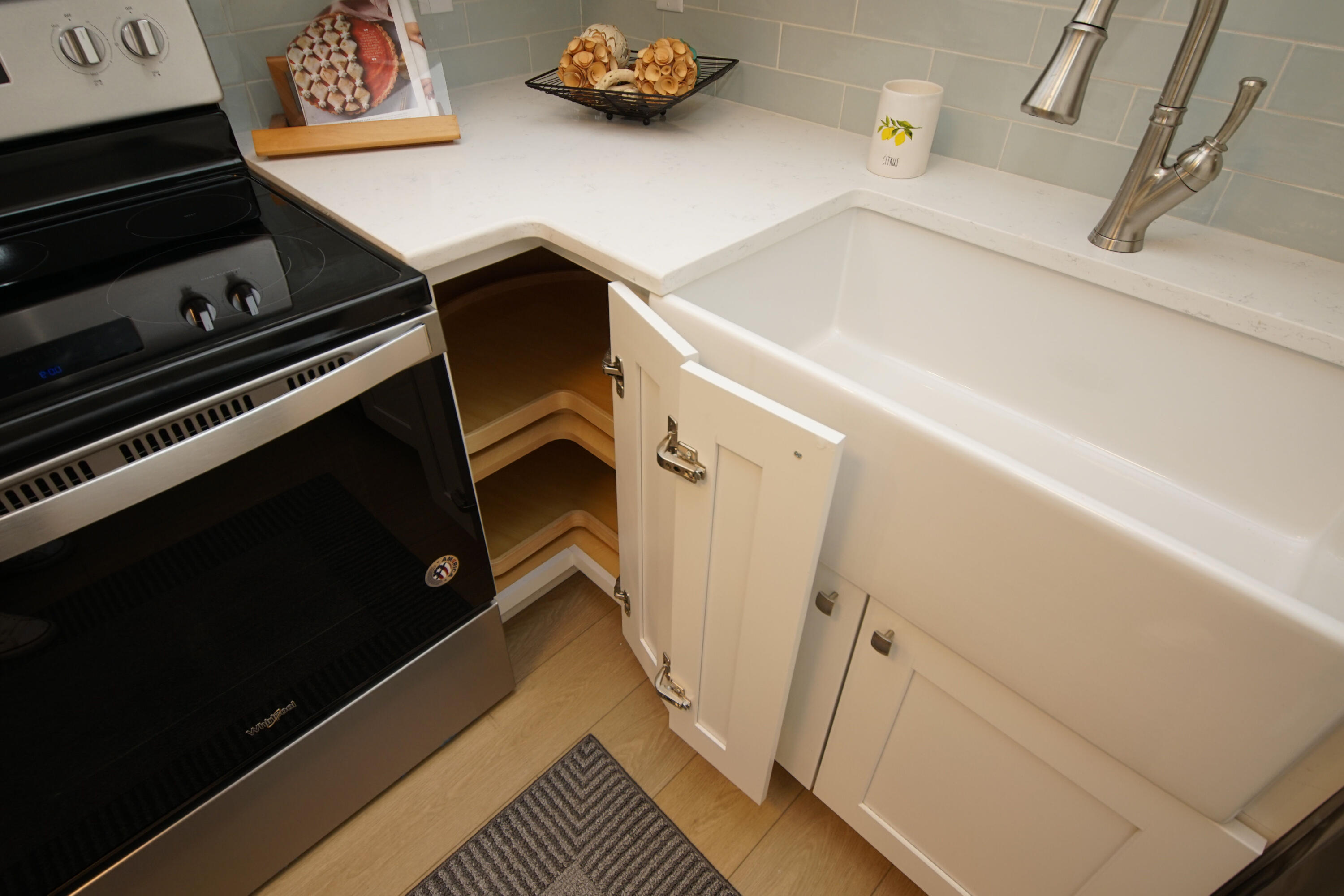 LINCOLN BAYOU PATIO HOMES - Residential