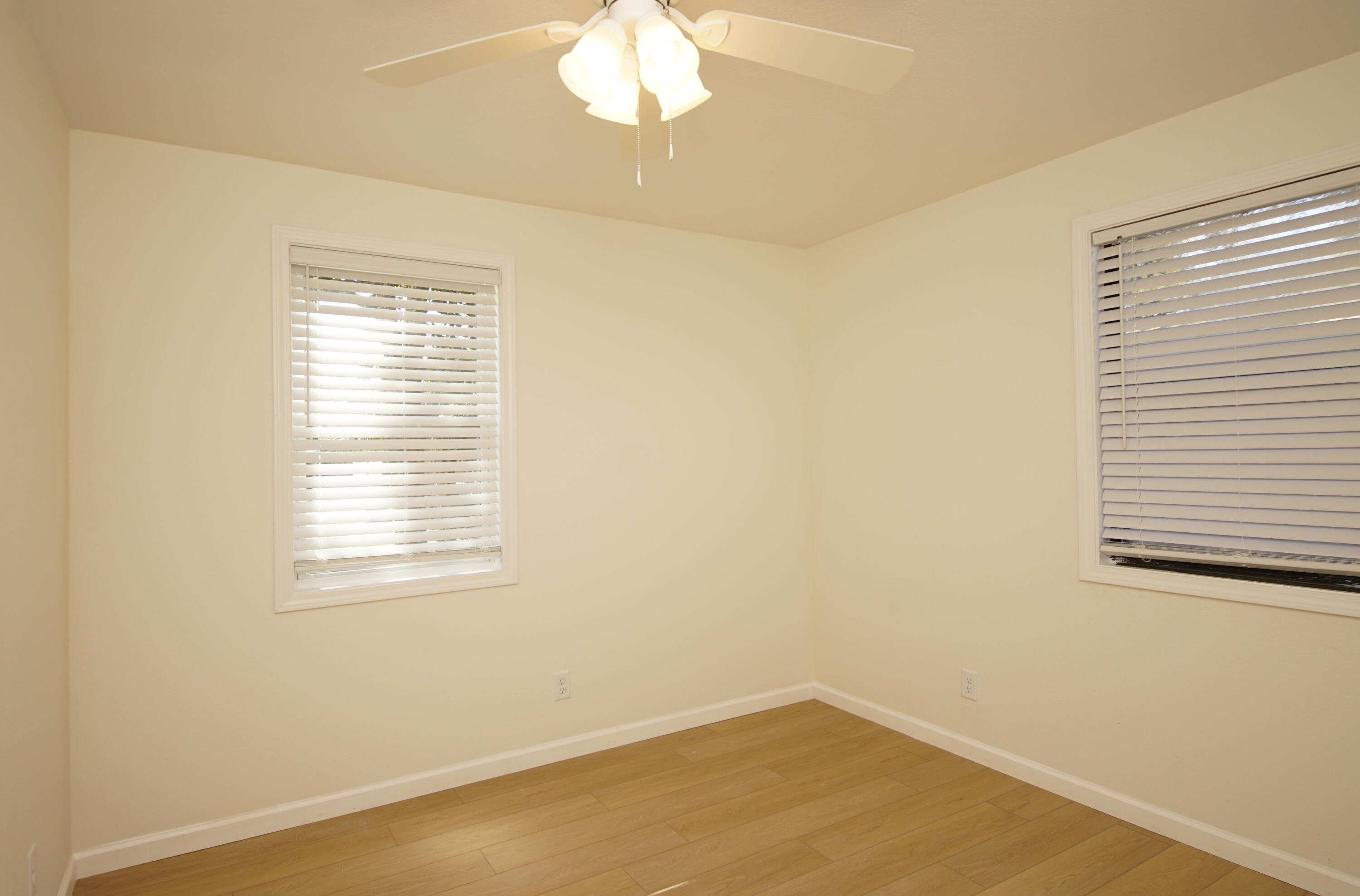 LINCOLN BAYOU PATIO HOMES - Residential