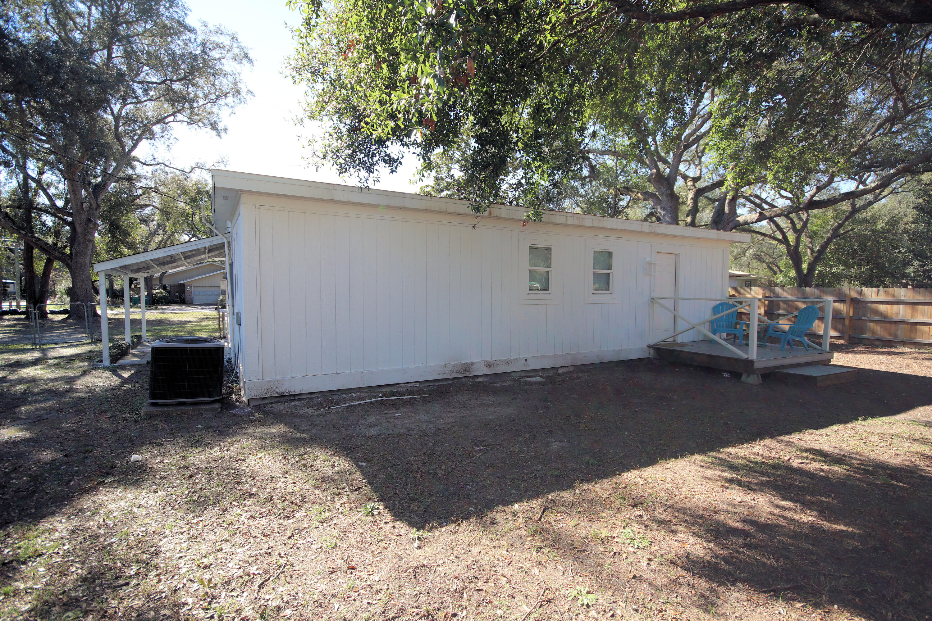 LINCOLN BAYOU PATIO HOMES - Residential