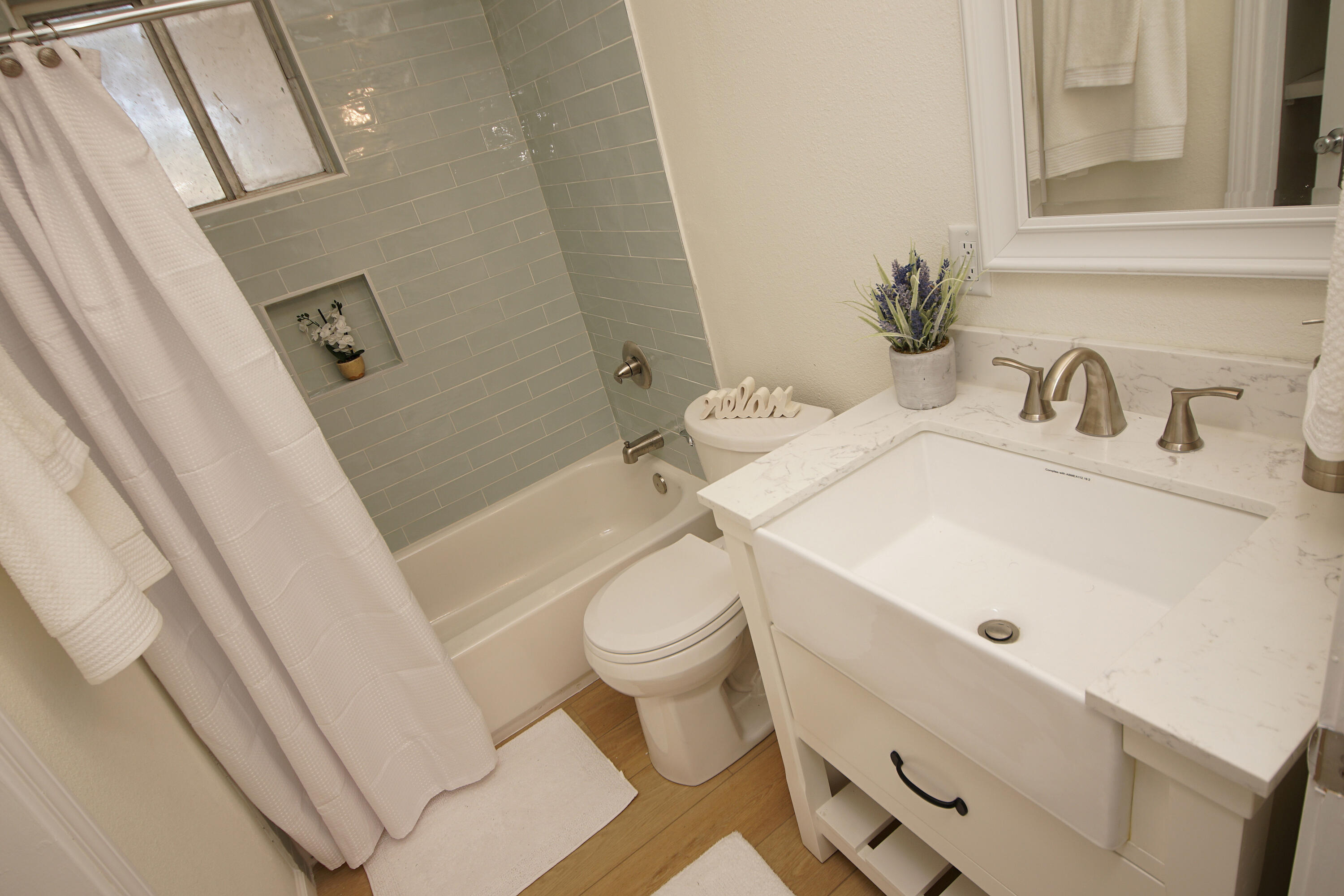 LINCOLN BAYOU PATIO HOMES - Residential