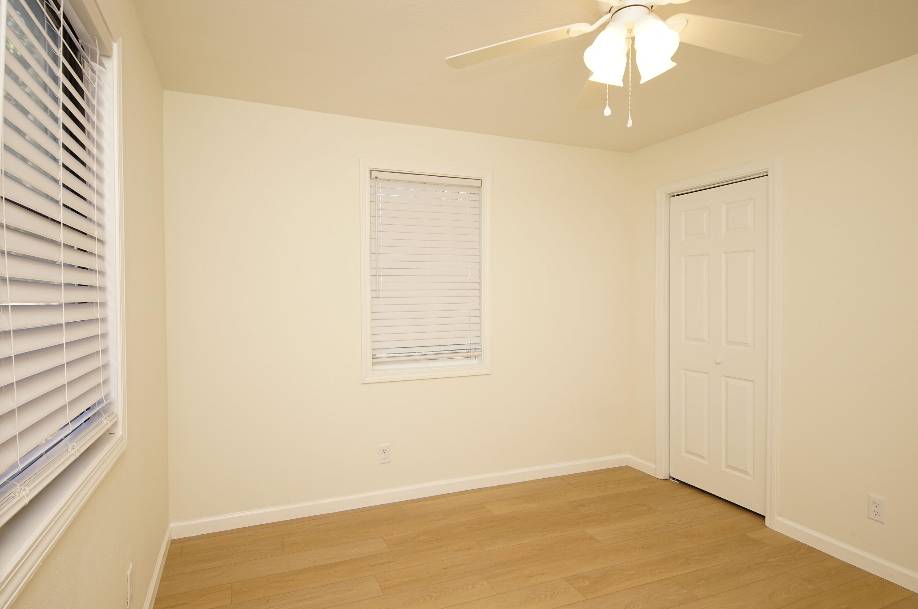 LINCOLN BAYOU PATIO HOMES - Residential