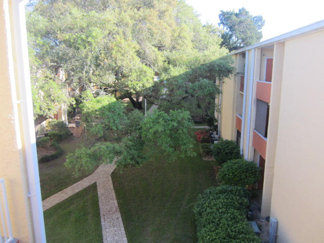 CEDARS CONDO - Residential