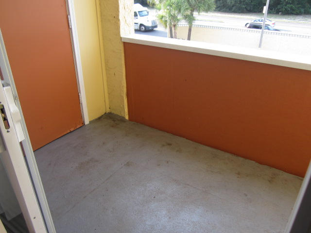 CEDARS CONDO - Residential